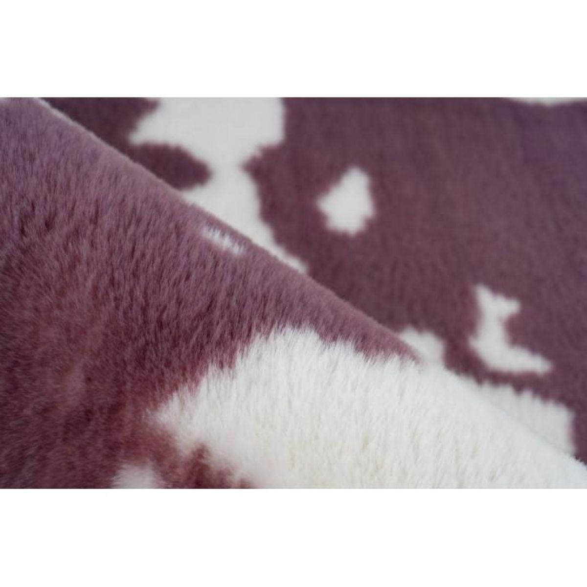 Paris Prix Tapis Imitation Fourrure  Rabbit  Violet & Blanc