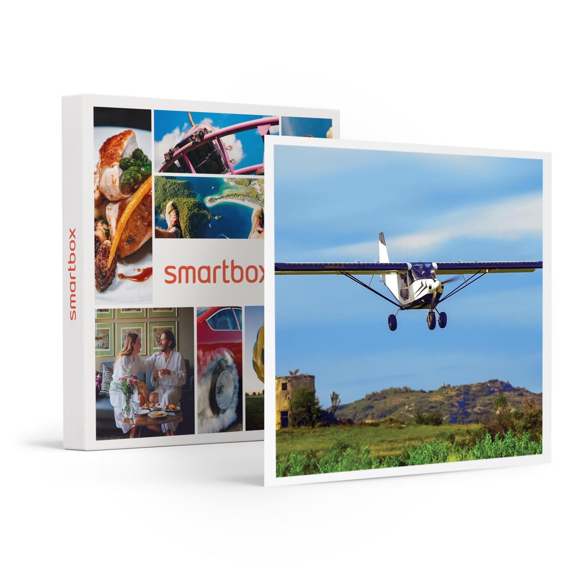 Voir la diapositive 1 : Smartbox Survol du pont du Gard en ULM - Coffret Cadeau Sport & Aventure