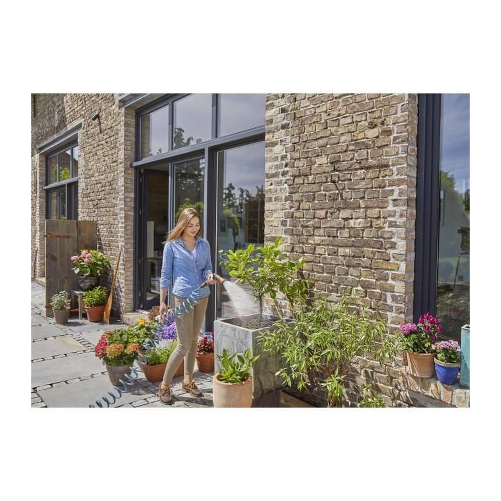 Voir la diapositive 3 : Gardena GARDENA Flexible darrosage - Longueur 10m - O9mm - Arrosage petits espaces - Kit complet avec raccords - Garantie 5 ans 4647-20