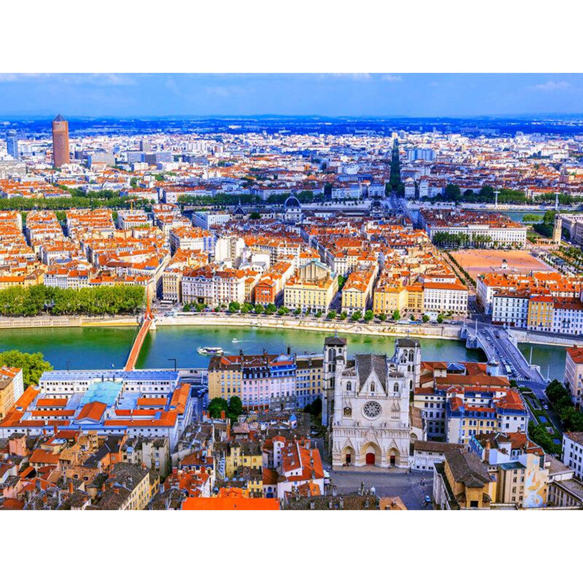 Smartbox 1h de vol privé en avion au-dessus de Lyon et ses alentours pour 3 personnes - Coffret Cadeau Sport & Aventure