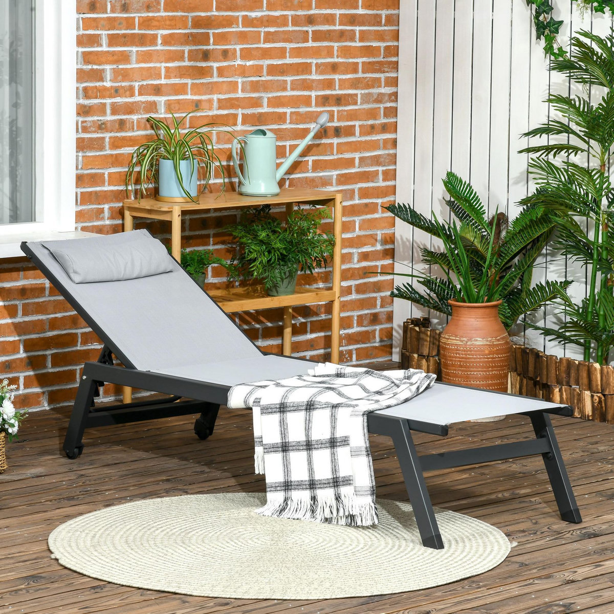 OUTSUNNY Bain de soleil transat inclinable 5 positions - tétière, 2 roulettes - alu. textilène gris