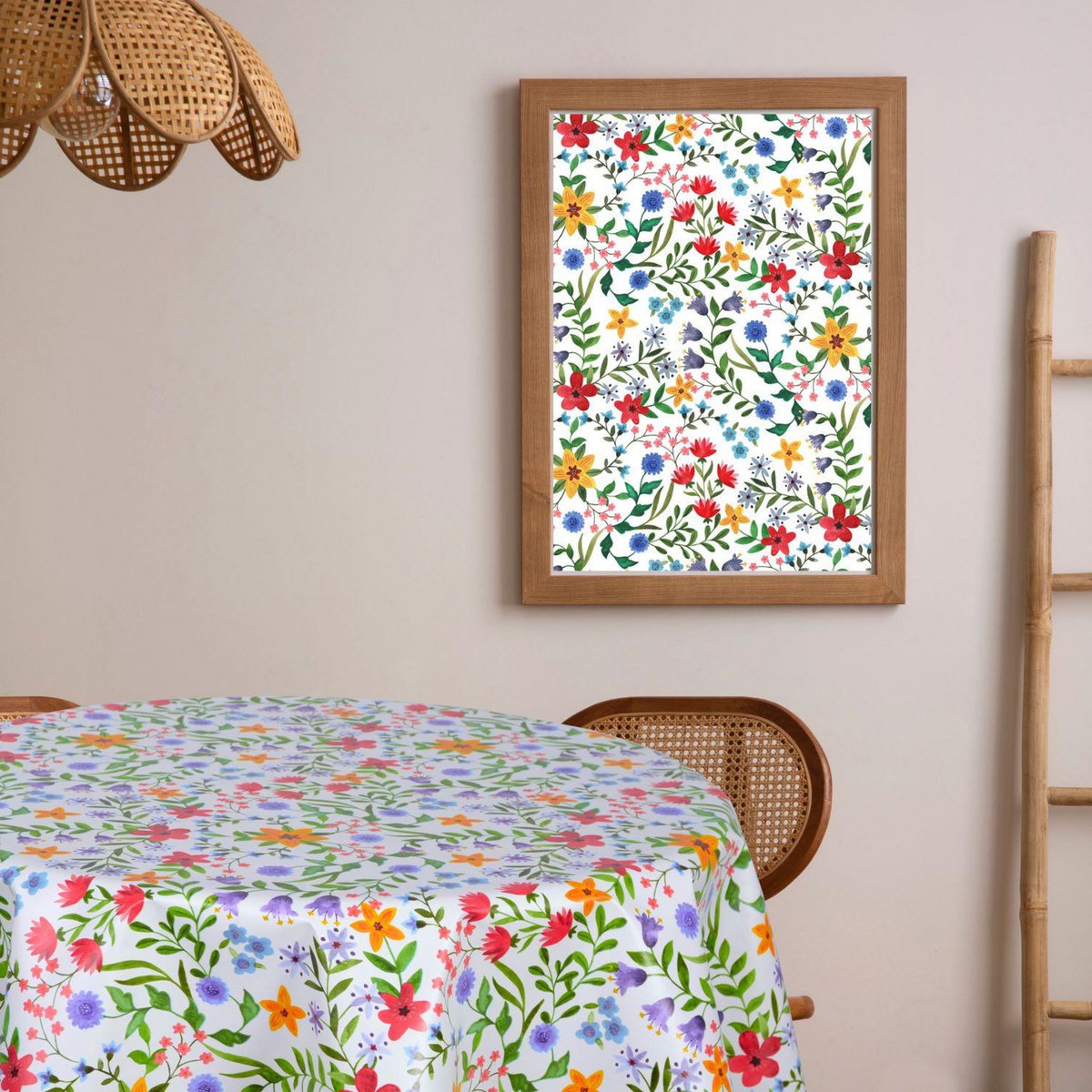 HABITABLE Nappe en toile cirée ronde motifs fleurs FLOWERS - Diam. 135 cm