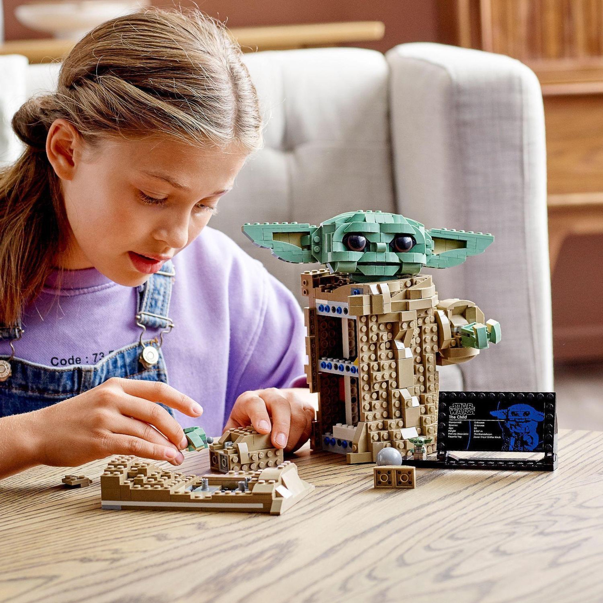 Voir la diapositive 6 : LEGO Star Wars The Mandalorian 75318 L'Enfant 