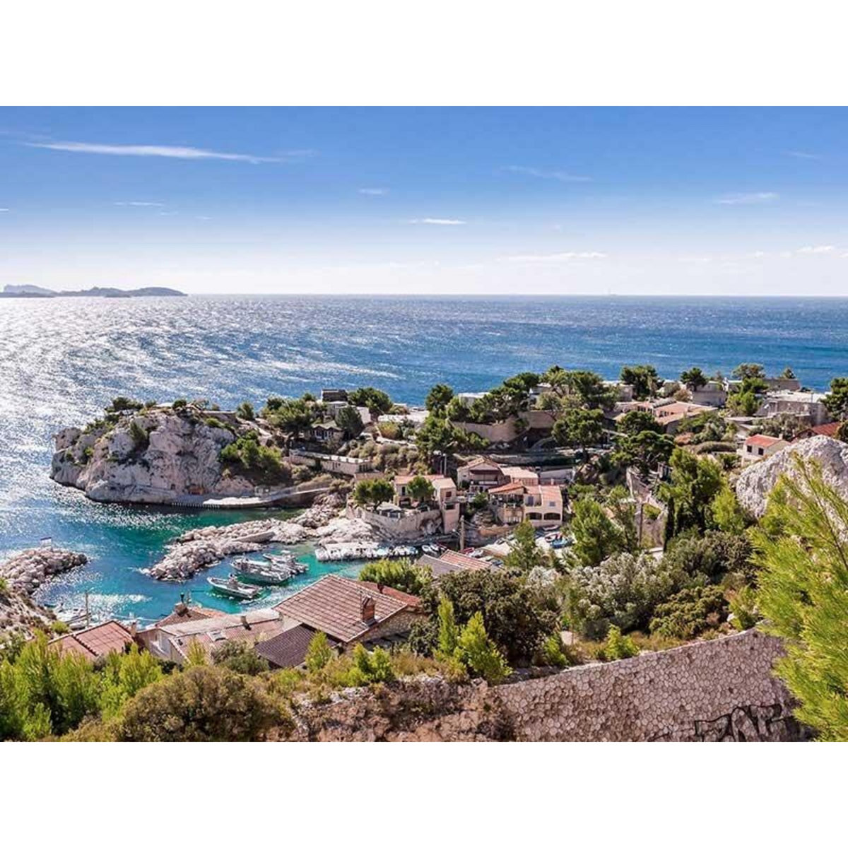 Smartbox Vol en hélicoptère de 30 min au-dessus de Marseille et ses environs - Coffret Cadeau Sport & Aventure