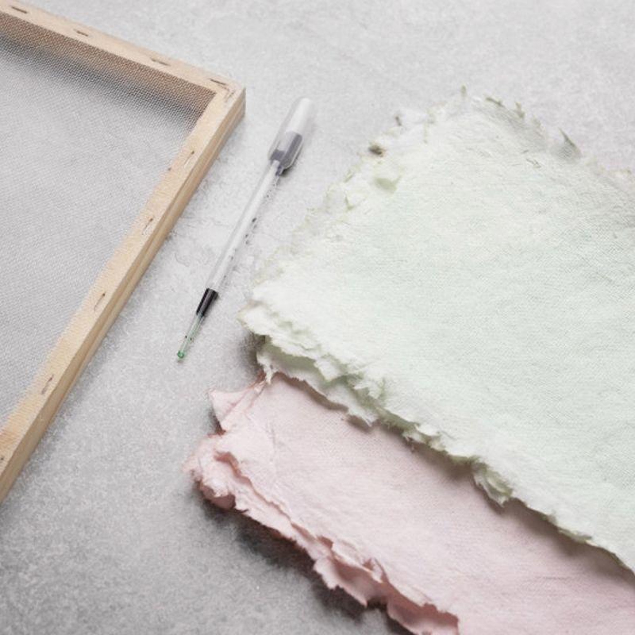 Voir la diapositive 4 : CREATIV COMPANY Kit facile - fabrication du papier