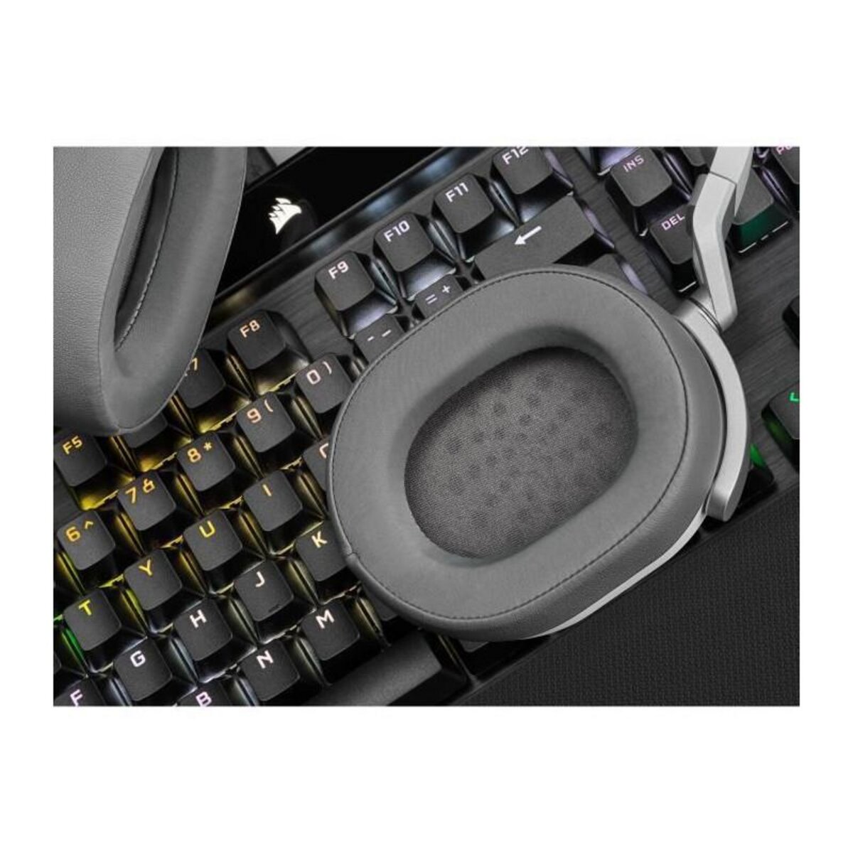 Corsair CORSAIR Casque gaming HS65 SURROUND - Blanc (CA-9011271-EU)