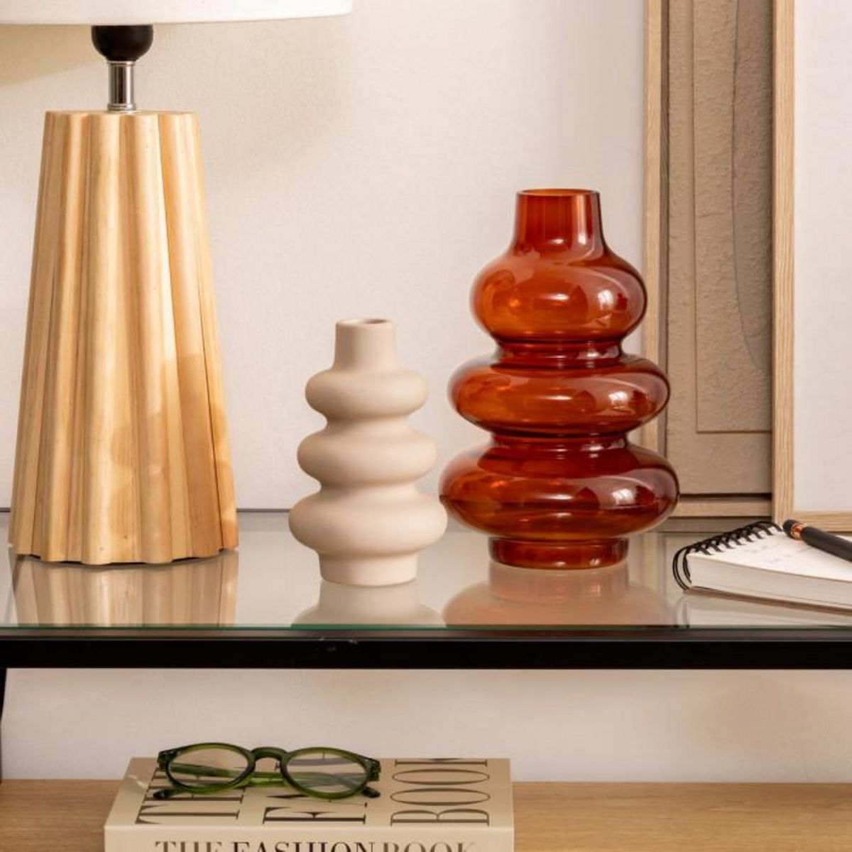 ATMOSPHERA Vase Design en Verre  Clothilde  22cm Ambre