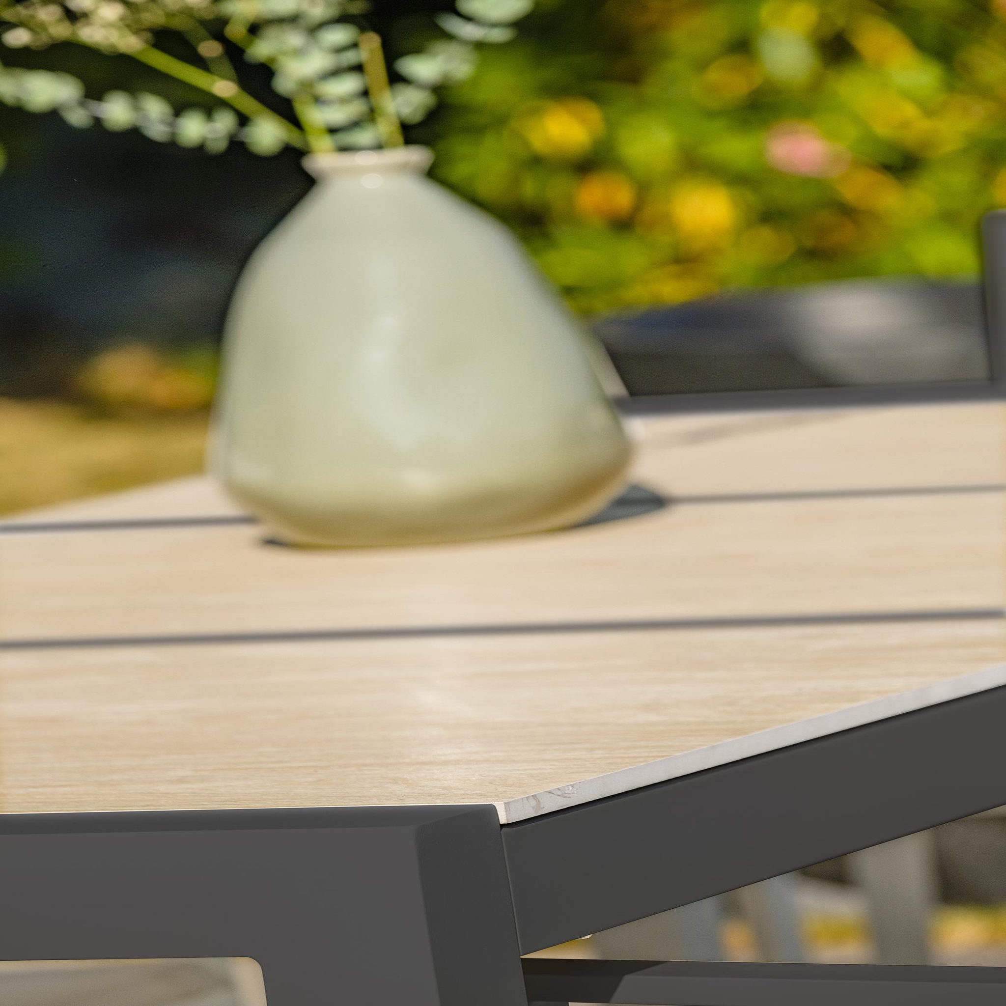 Voir la diapositive 3 : DCB GARDEN Table de jardin 6 à en aluminium avec plateau céramique (8 places)
