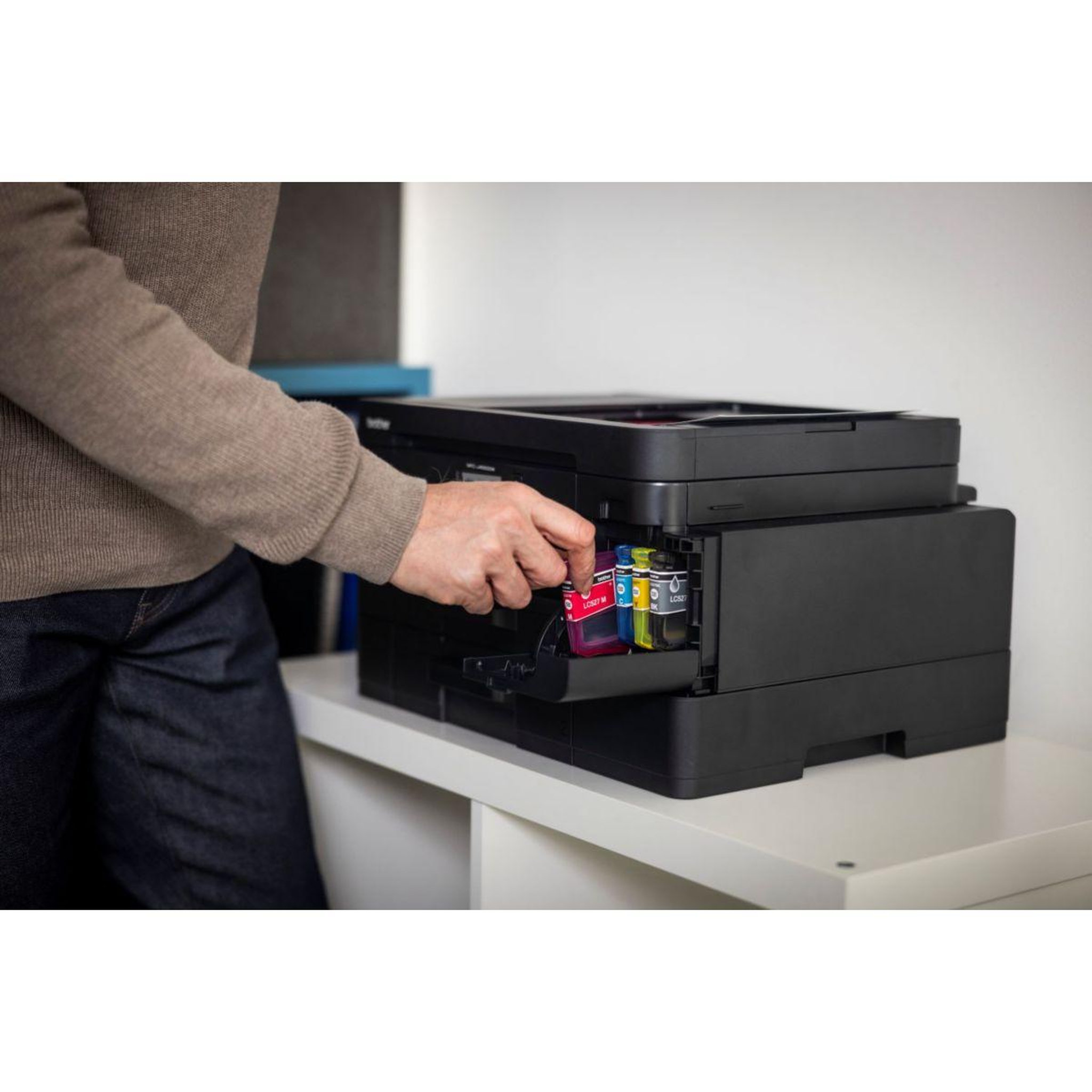 Voir la diapositive 4 : Brother Imprimante jet d'encre mfc-j4550dw