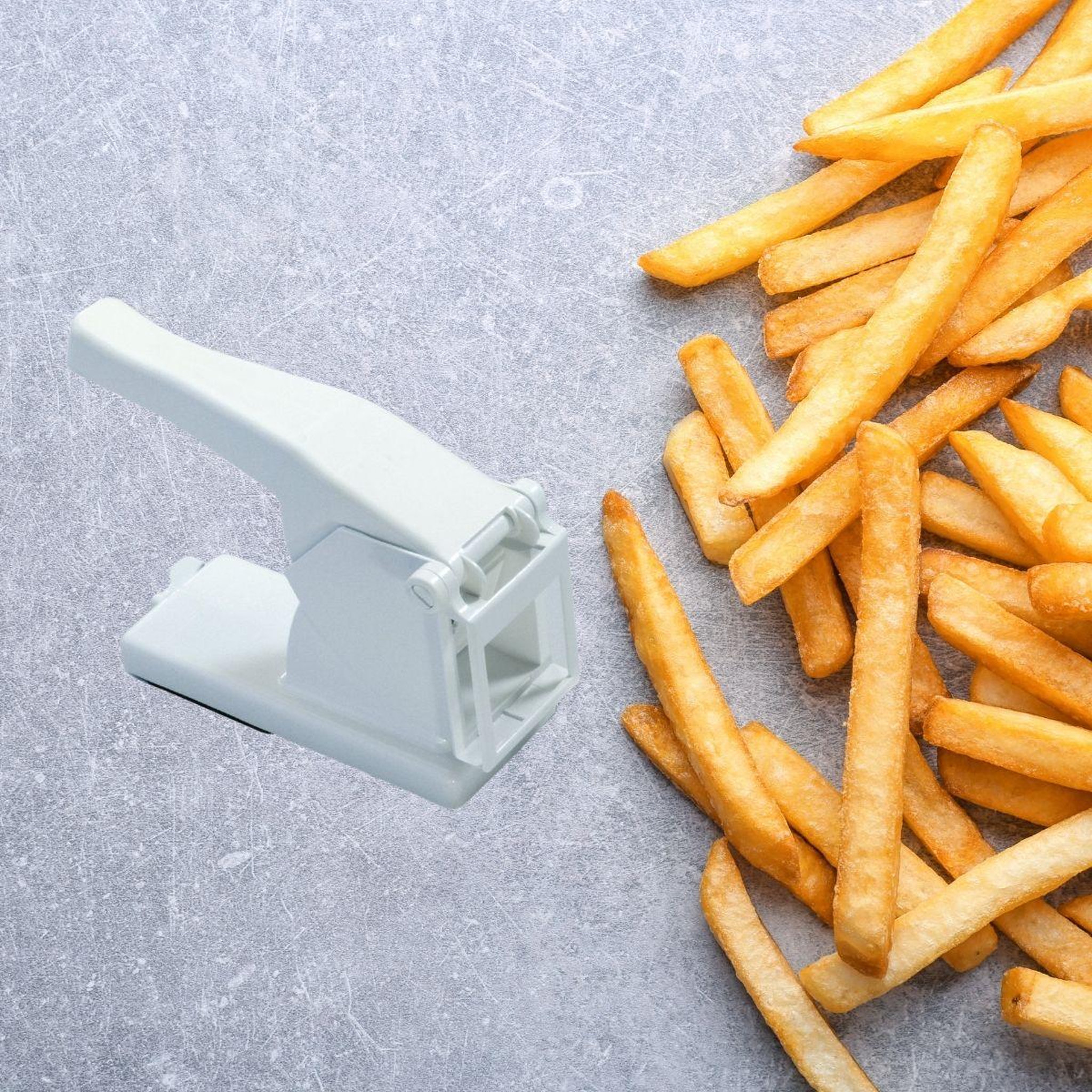 Voir la diapositive 2 : Fackelmann Coupe frite avec deux grilles de découpe fackelmann handmade tradition