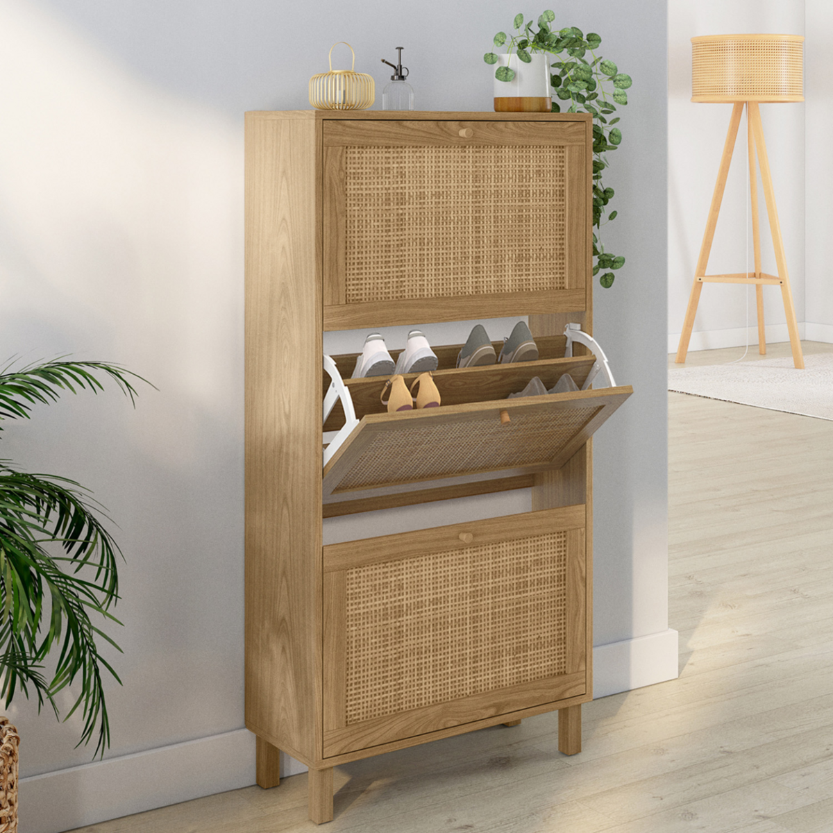ID MARKET Meuble à chaussures 18 paires vintage HANAE 3 portes effet naturel cannage