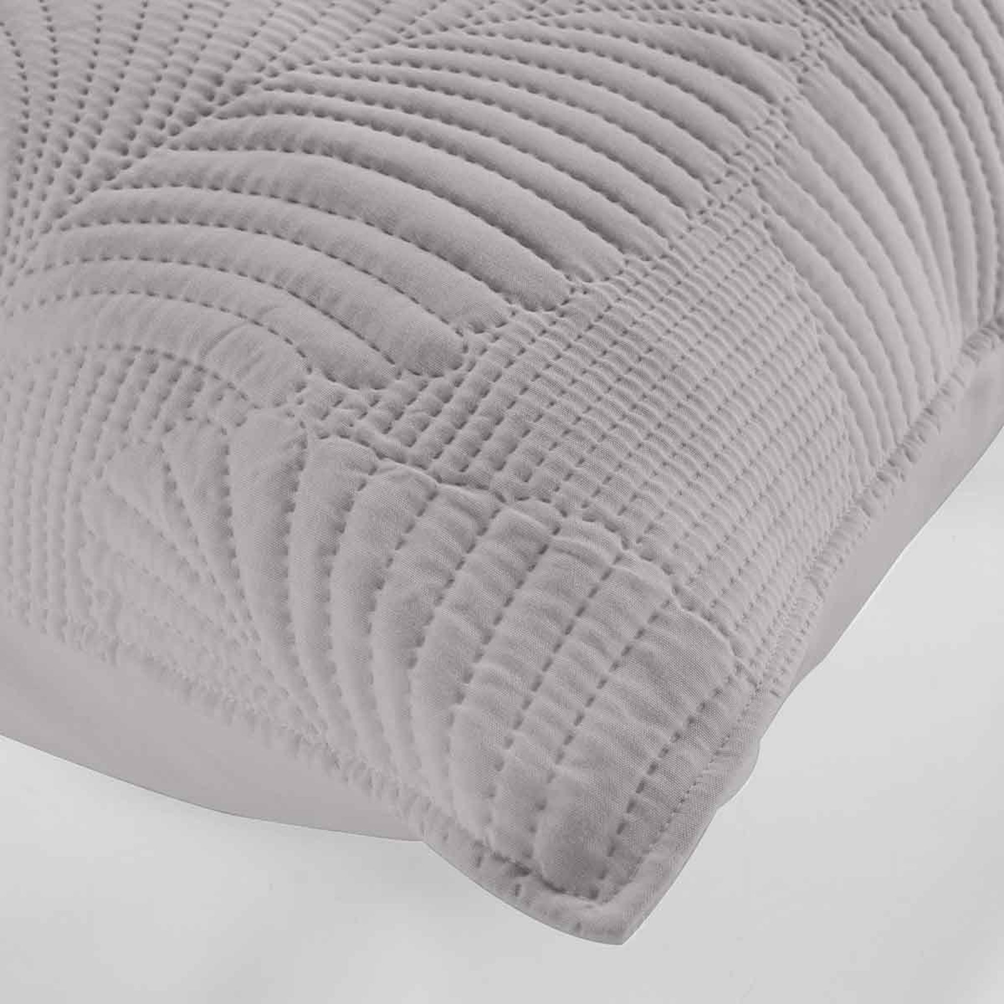 Voir la diapositive 3 : Douceur d'Intérieur Housse de coussin  palombine  60x60cm gris