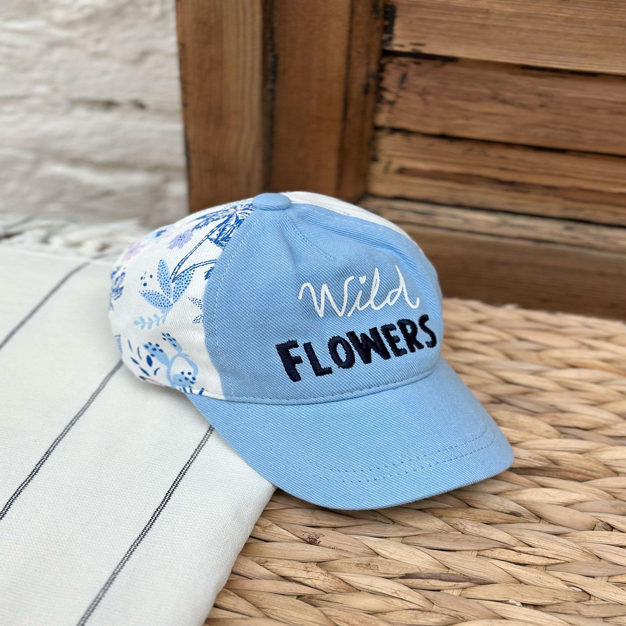 Voir la diapositive 3 : Petit Béguin Casquette enfant Moorea