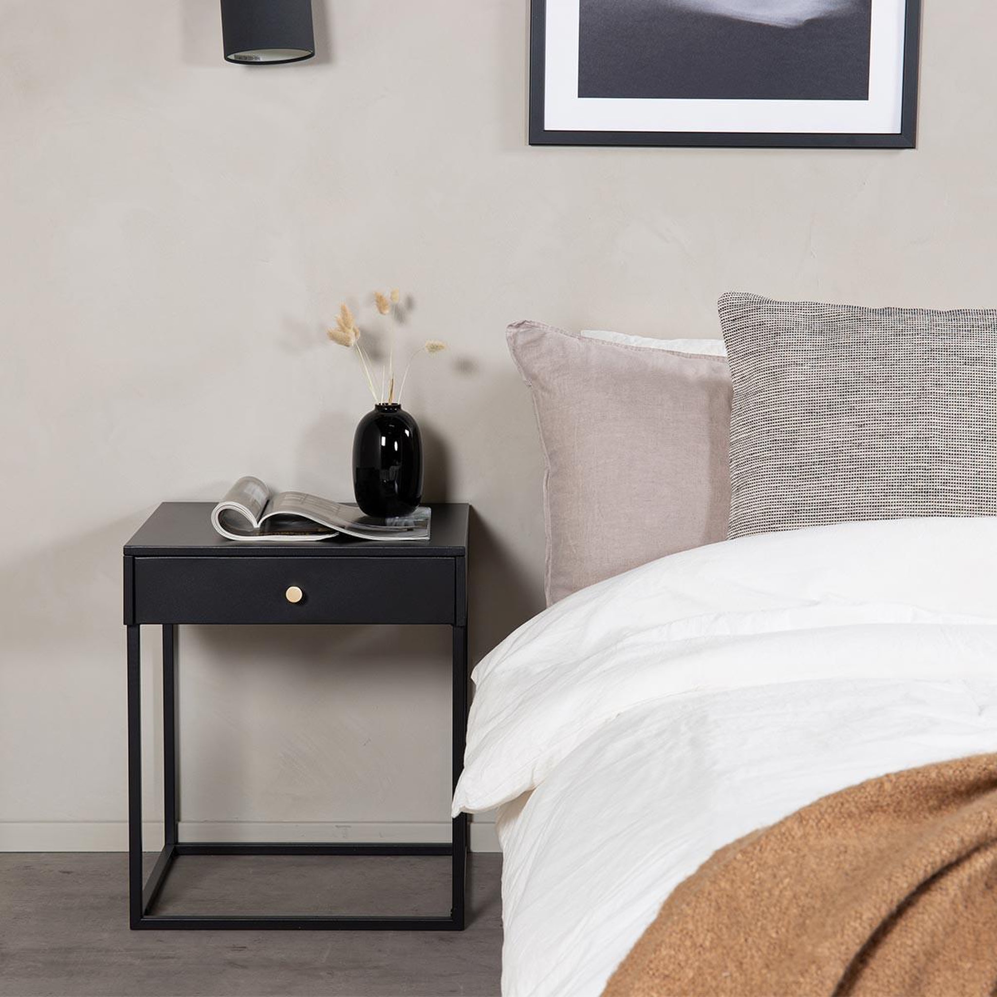 Voir la diapositive 4 : Paris Prix Table de chevet avec tiroir  bakal  50cm noir