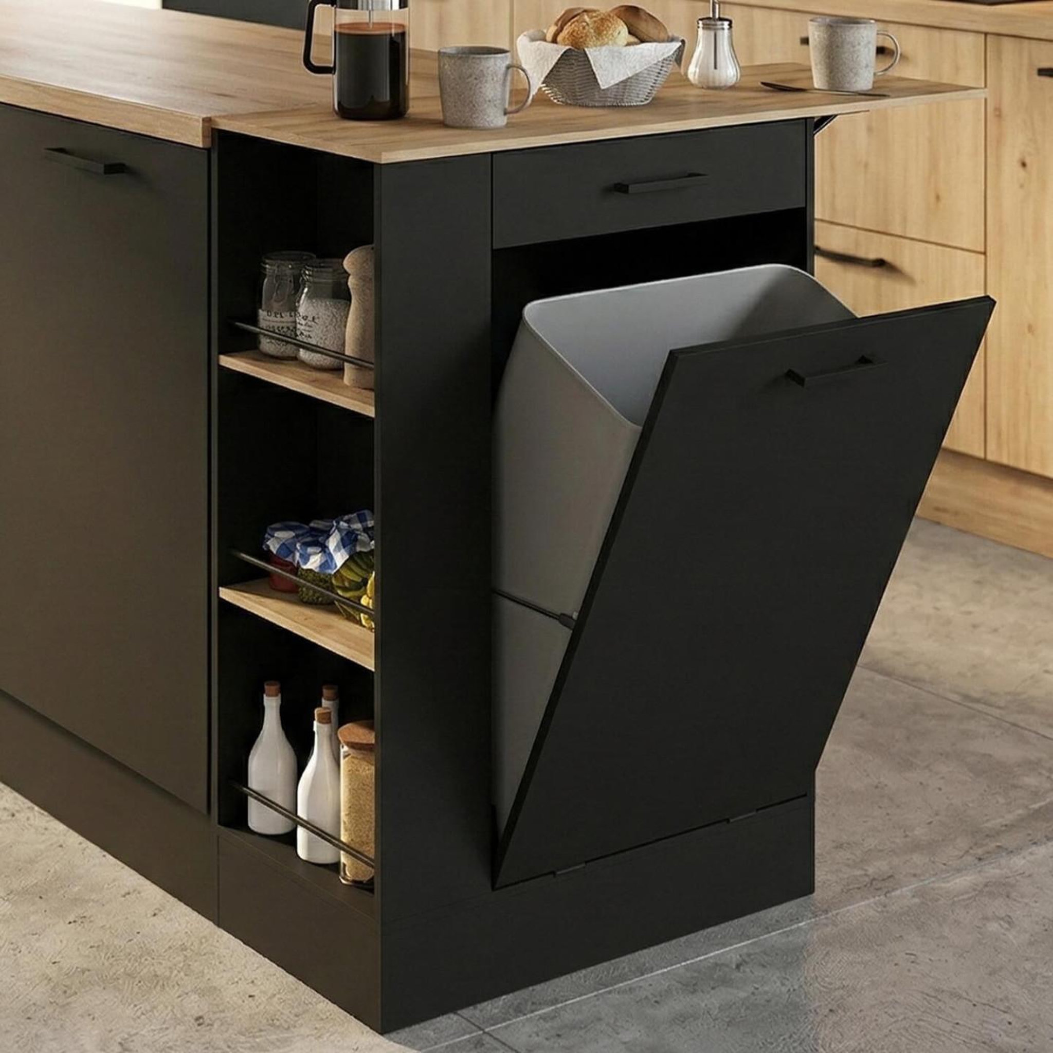 Voir la diapositive 2 : ID MARKET Buffet de cuisine compact 90 cm tibo avec espace poubelle, tablette rabattable, 1 tiroir et 3 étagères latérales bois et noir