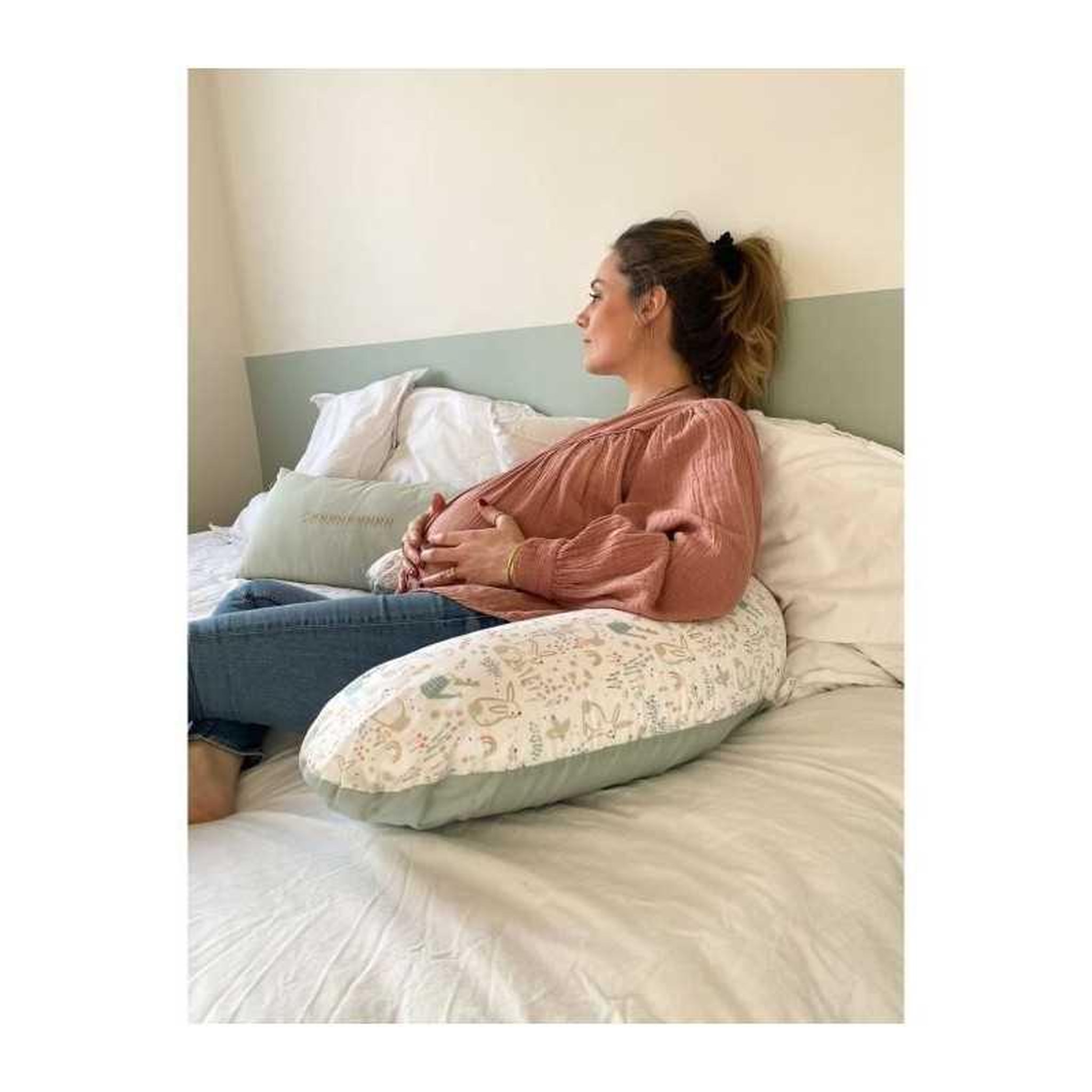 Voir la diapositive 5 : TINEO Tineo coussin de maternité et d'allaitement en u vert sauge motif lapin