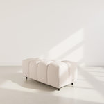 LISA DESIGN Adelaide - pouf en tissu texturé. Coloris disponibles : Orange, Vert, Gris, Noir, Bleu, Beige