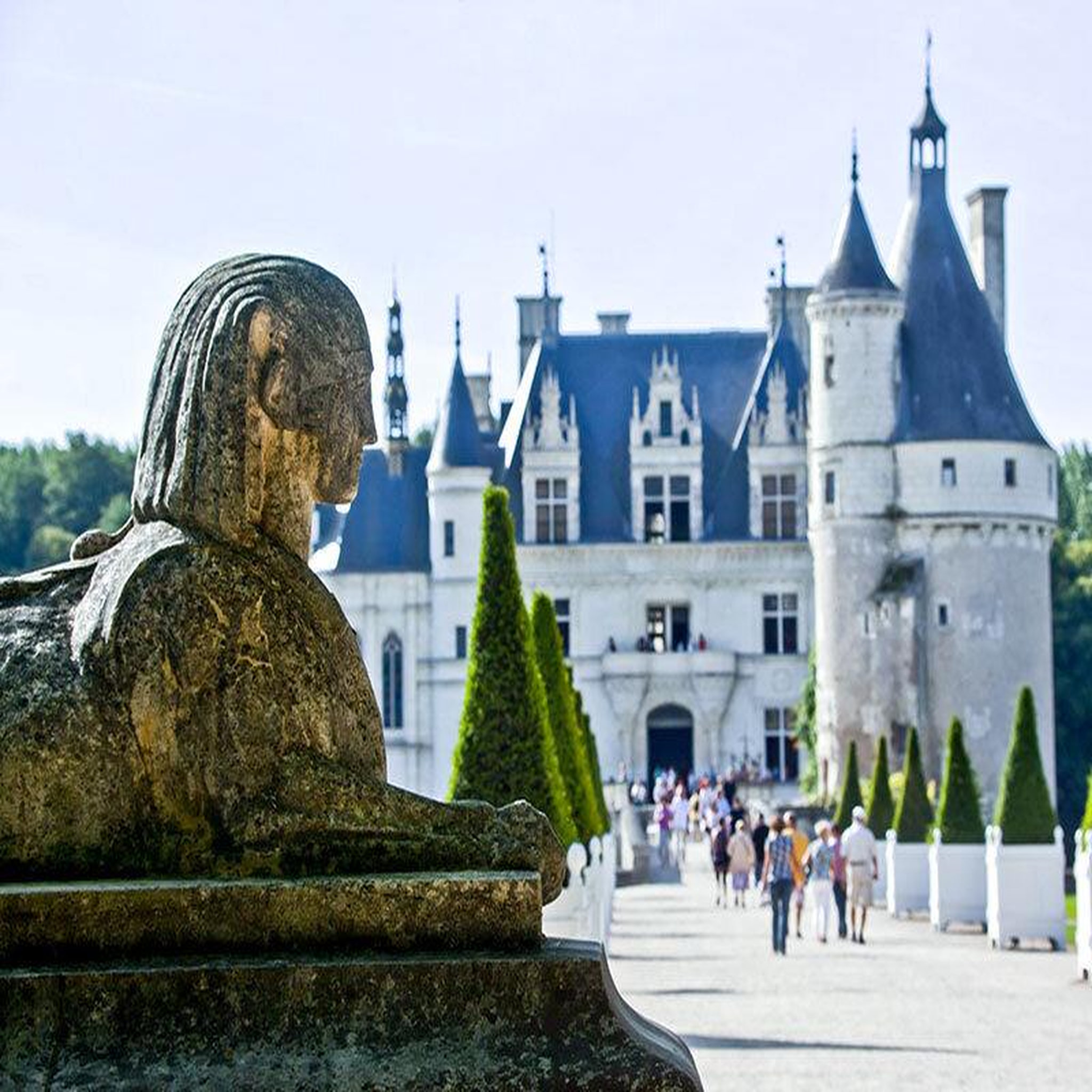 Voir la diapositive 2 : Smartbox Visite du château de chenonceau : billets pour 1 adulte et 1 enfant - coffret cadeau sport & aventure