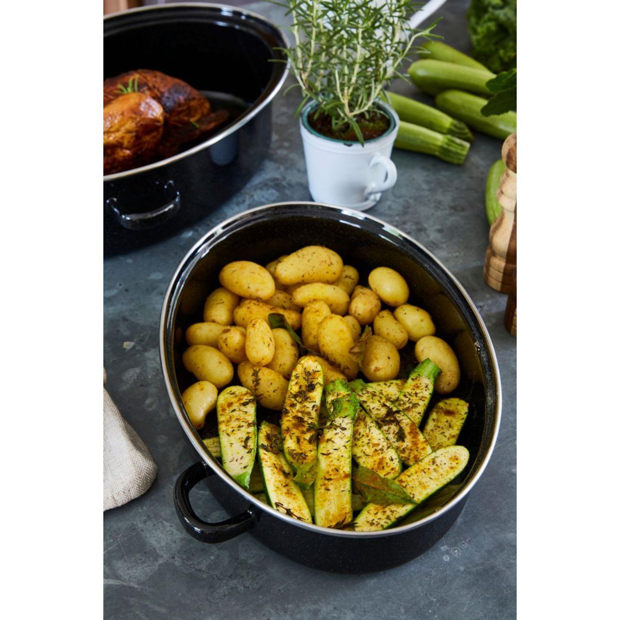 Voir la diapositive 4 : BAUMALU Cocotte roaster 42 cm 11.2L