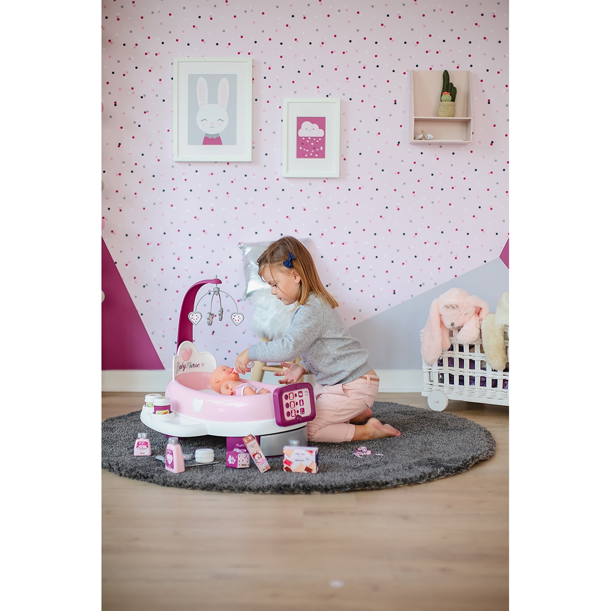 Voir la diapositive 7 : SMOBY Nursery électronique Baby Nurse