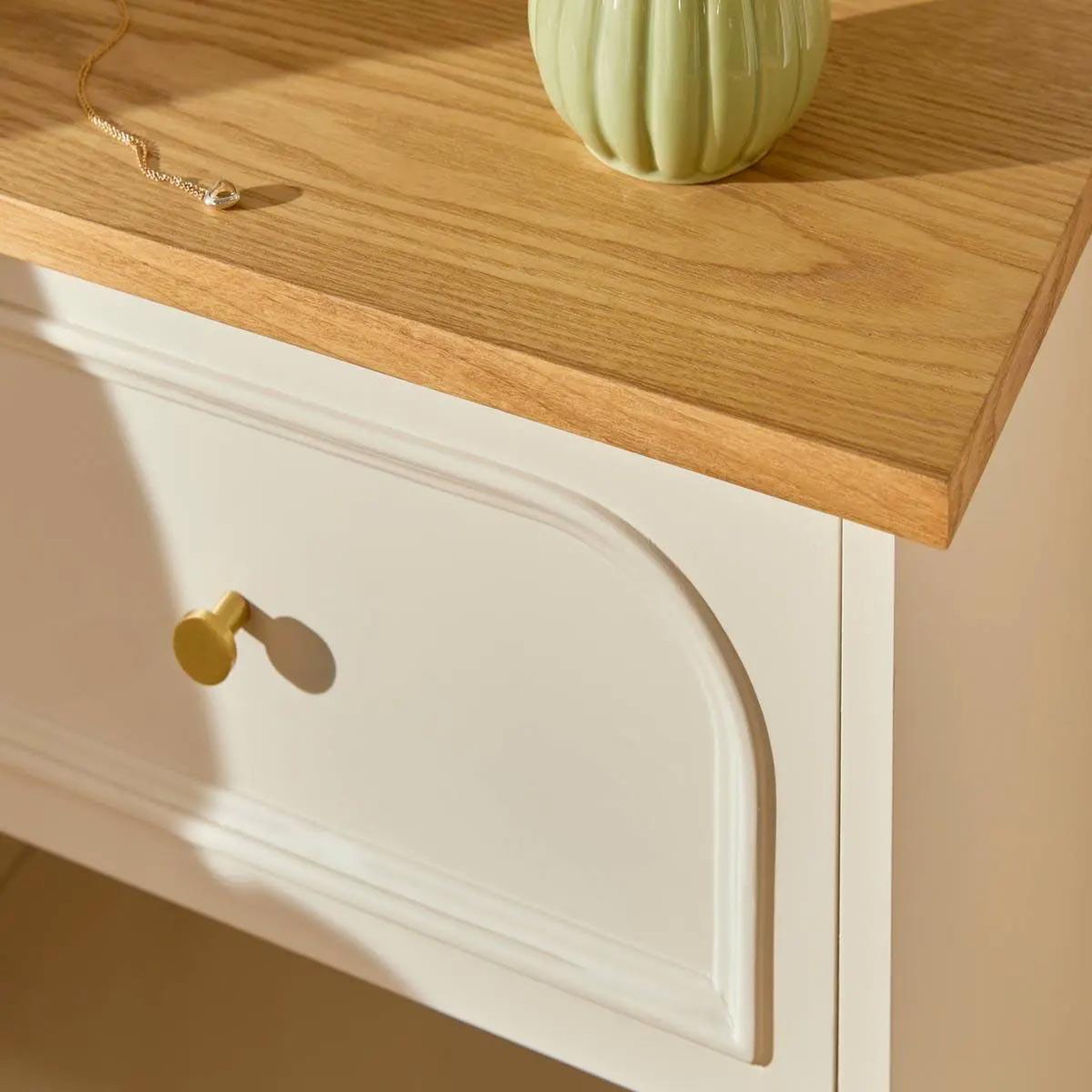 Voir la diapositive 4 : ATMOSPHERA Table de chevet avec tiroir  mohéa  67cm ivoire