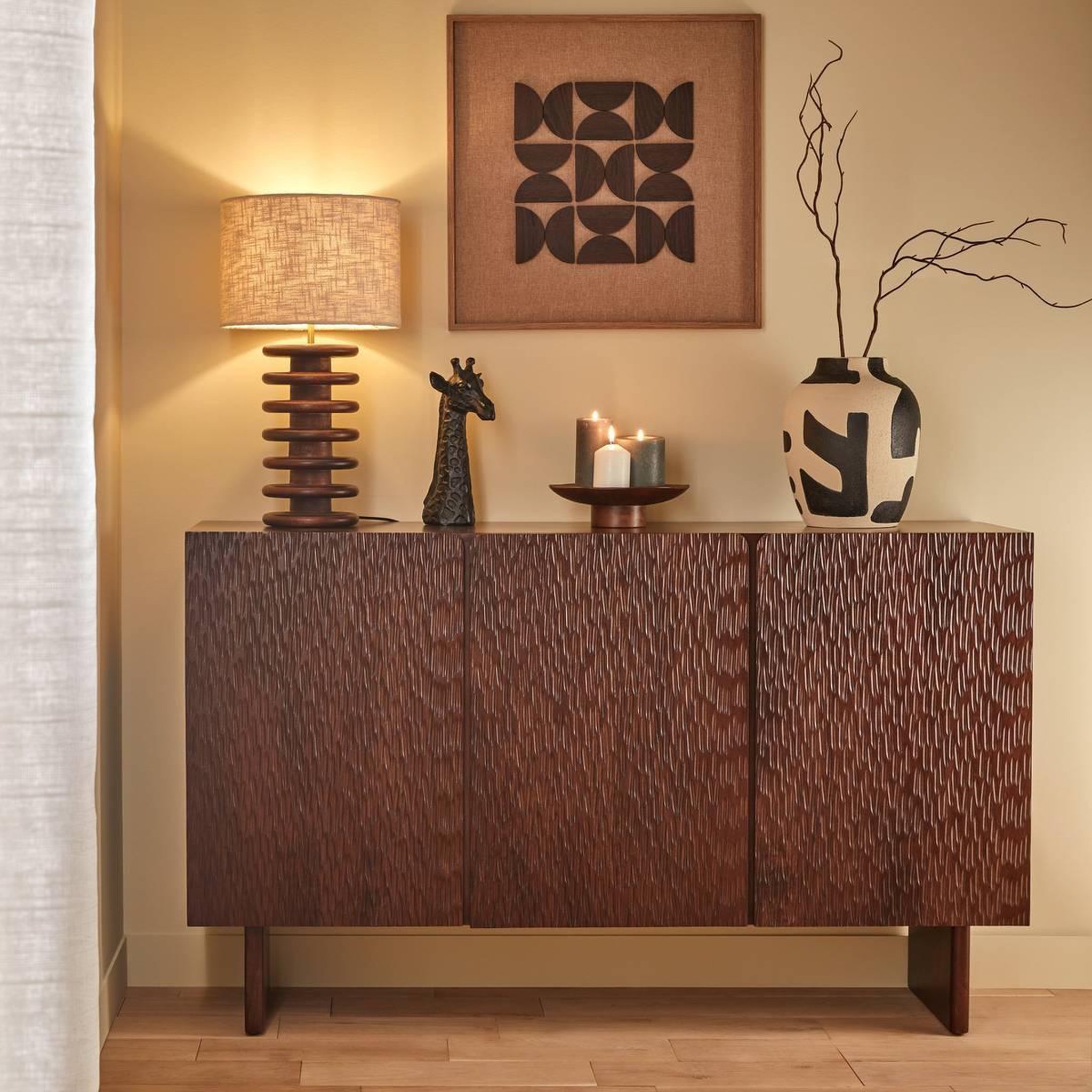 Voir la diapositive 4 : ATMOSPHERA Buffet 3 Portes en Bois  Nyero  150cm Marron