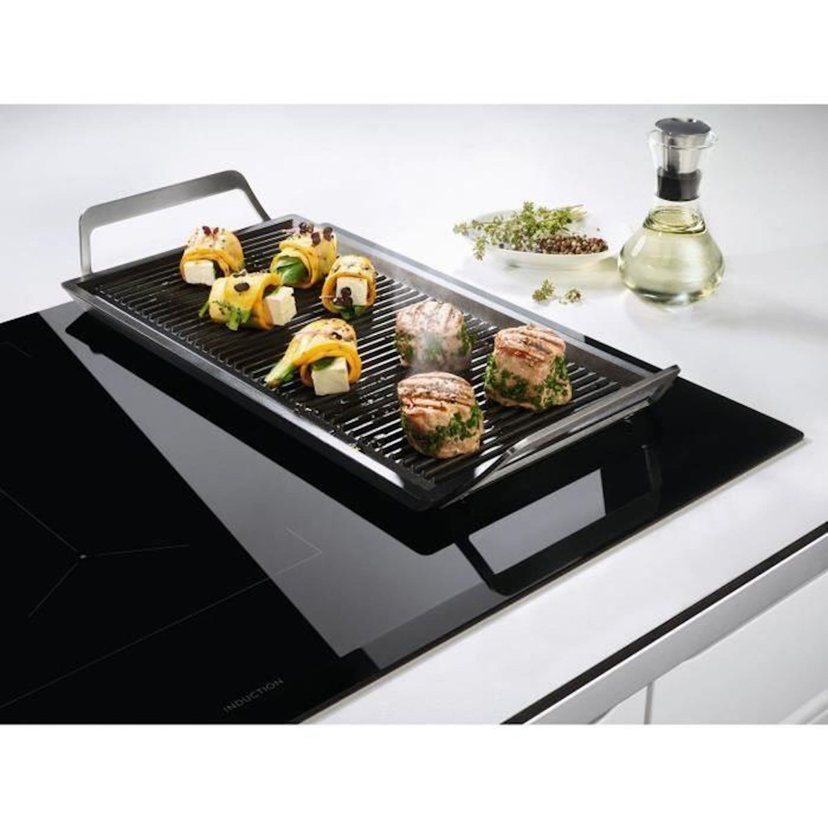 ELECTROLUX Table de cuisson induction 71cm 4 feux 7350w noir - eiv734