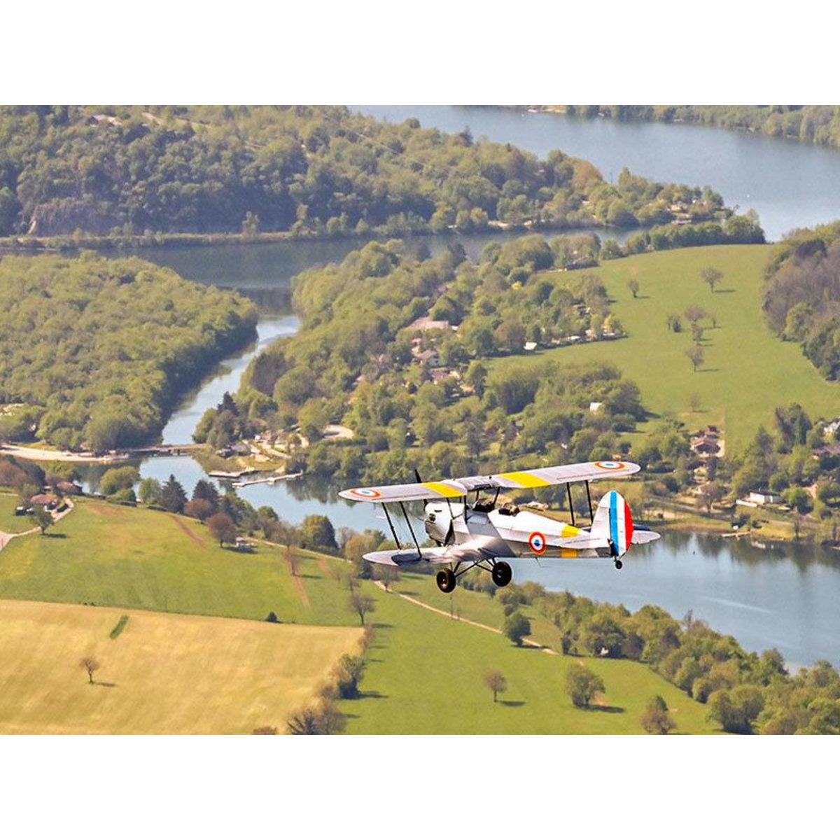 Smartbox Vol en ULM Stampe de 25 min à Bourg-en-Bresse - Coffret Cadeau Sport & Aventure