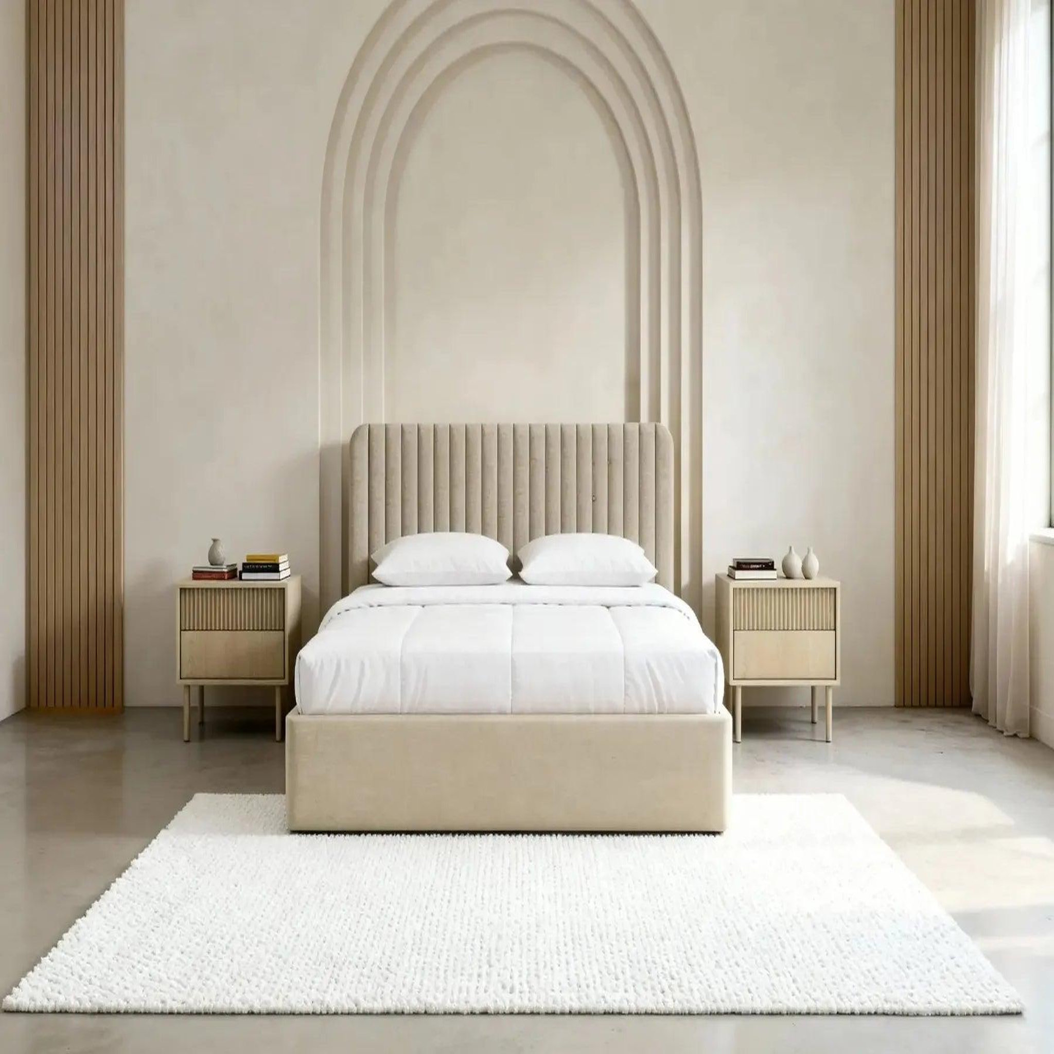 Voir la diapositive 4 : CASANOVA PARIS Jeanne - lit coffre tissu velours