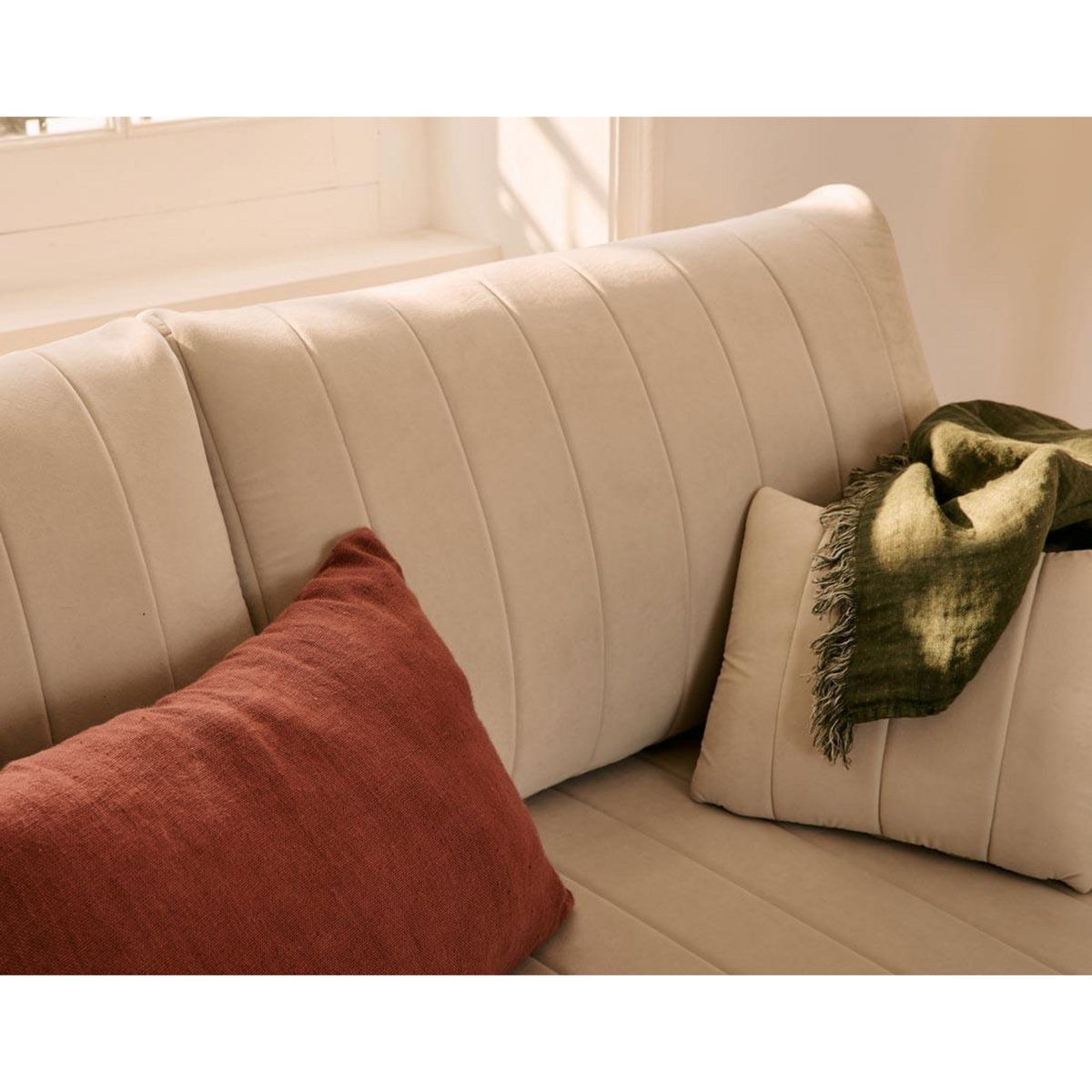 LISA DESIGN Ercolano - canapé 3 places convertible - couchage quotidien - matelas 11 cm - en velours