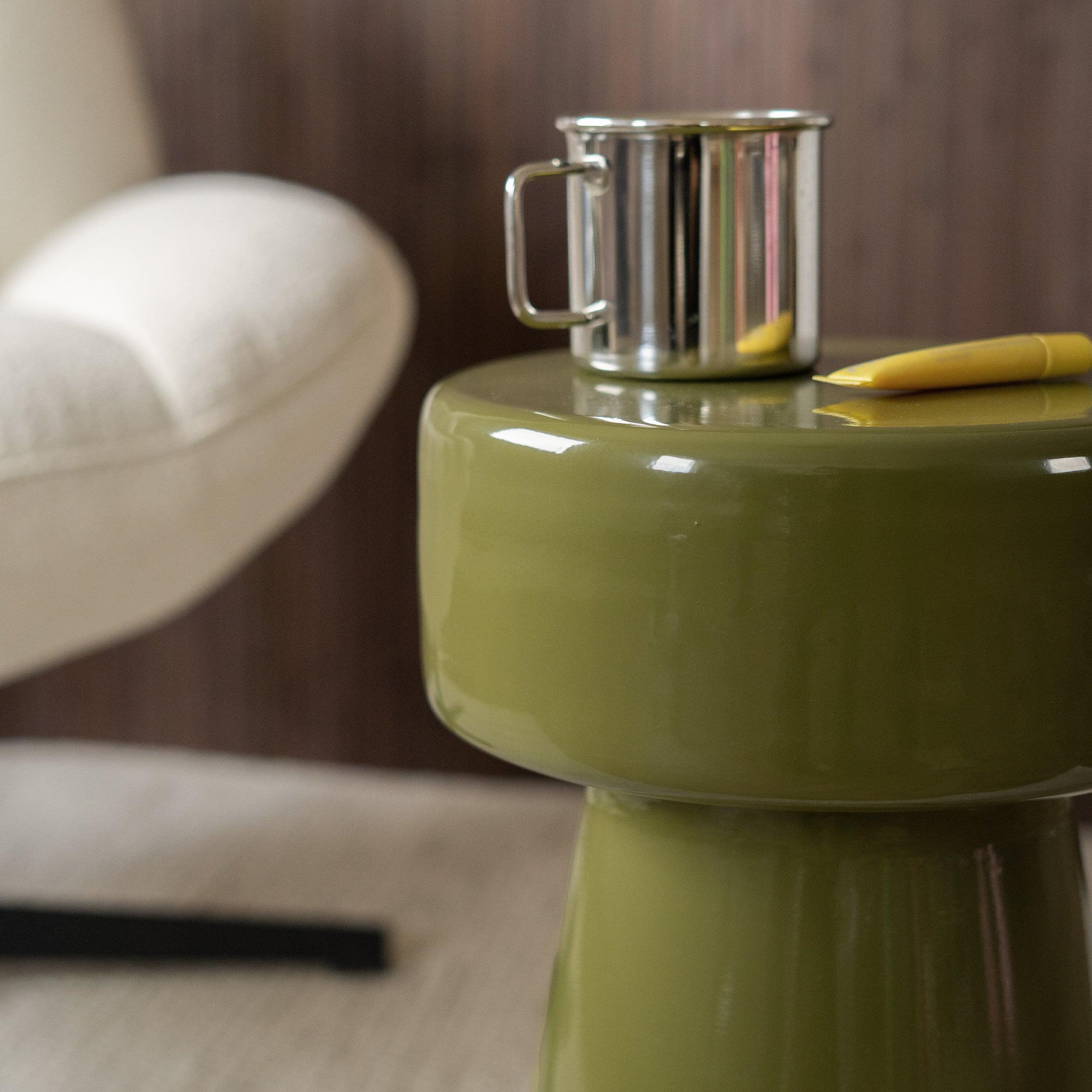 Voir la diapositive 6 : MAISON PAVANE Table d'appoint ronde en métal vert kaki D30 cm-Athéna