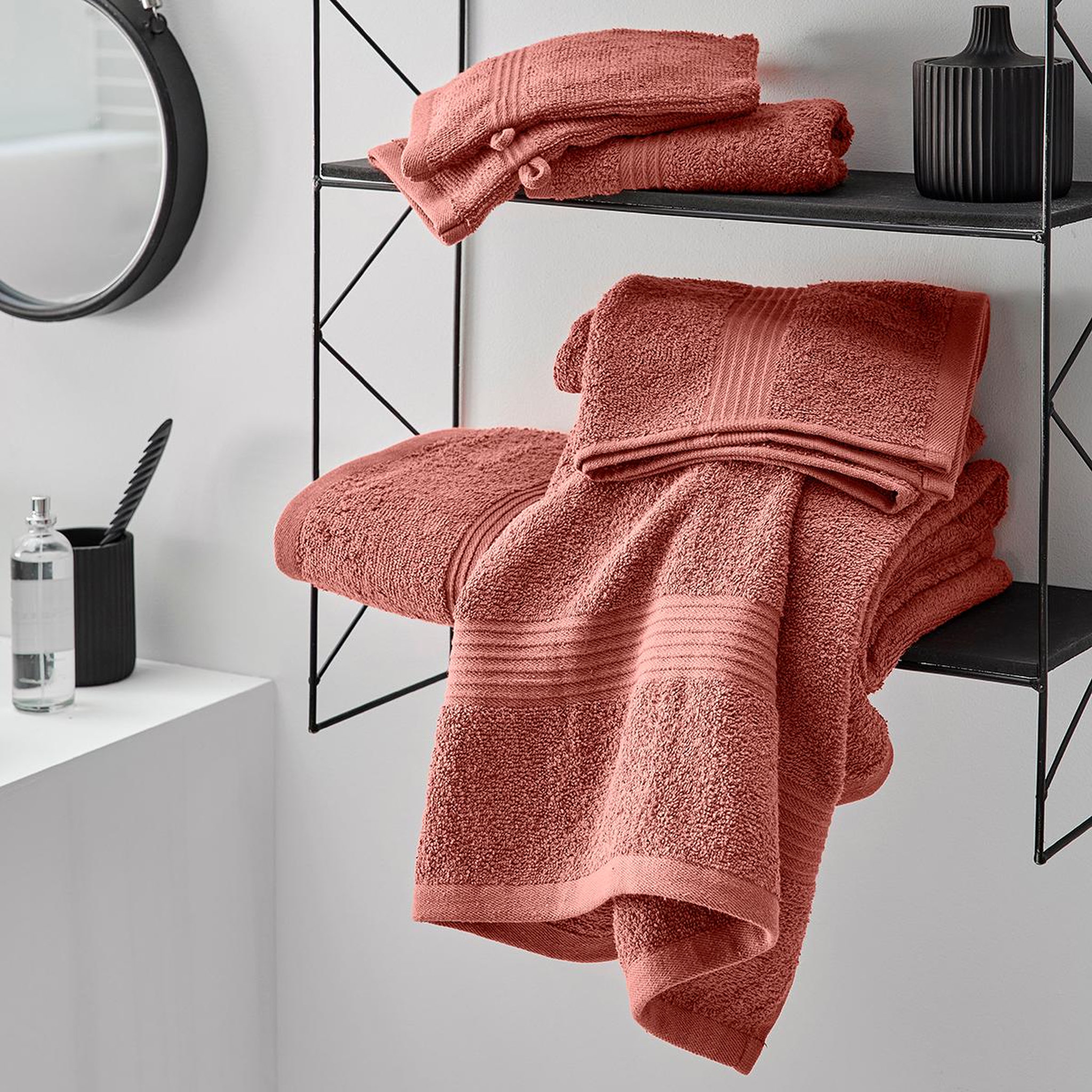 Voir la diapositive 3 : TODAY Drap de bain uni en coton 450 g/m²