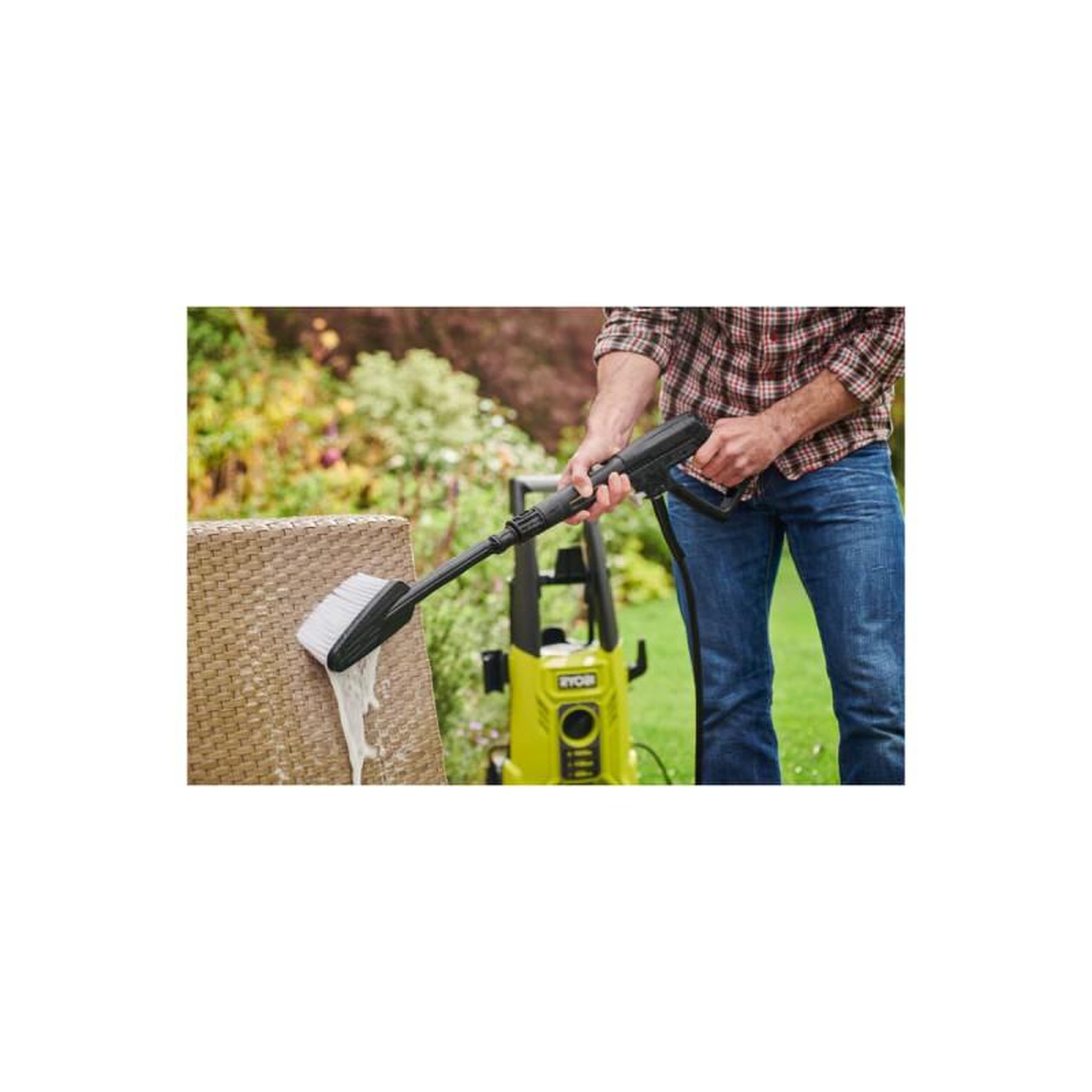 Voir la diapositive 4 : Ryobi Nettoyeur haute pression RYOBI - 130 Bars - 1600W - RY130PWA
