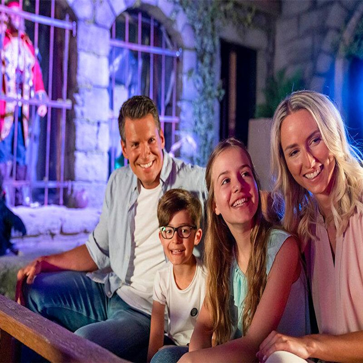 Smartbox Europa-Park 2026 en famille : 2 entrées adultes et 2 entrées enfants pour une journée en basse saison - Coffret Cadeau Sport & Aventure