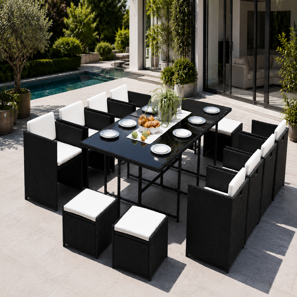 CONCEPT USINE Table et chaises 12 places encastrables résine noir-blanc MIAMI