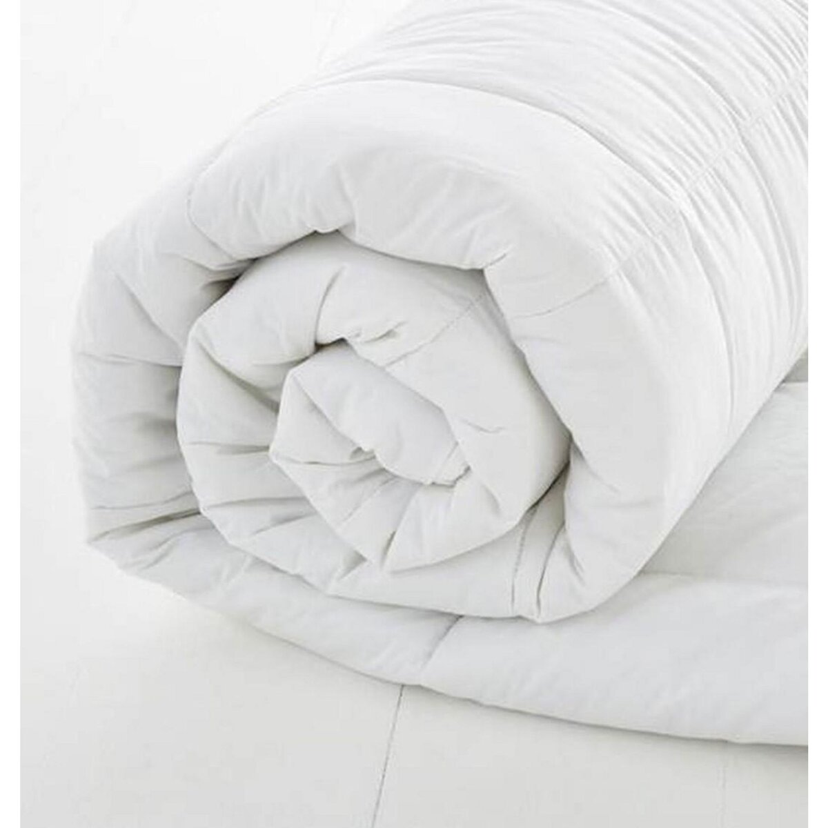 Home collection Couette blanche 240x220cm percale 91fils 500gr fab fr