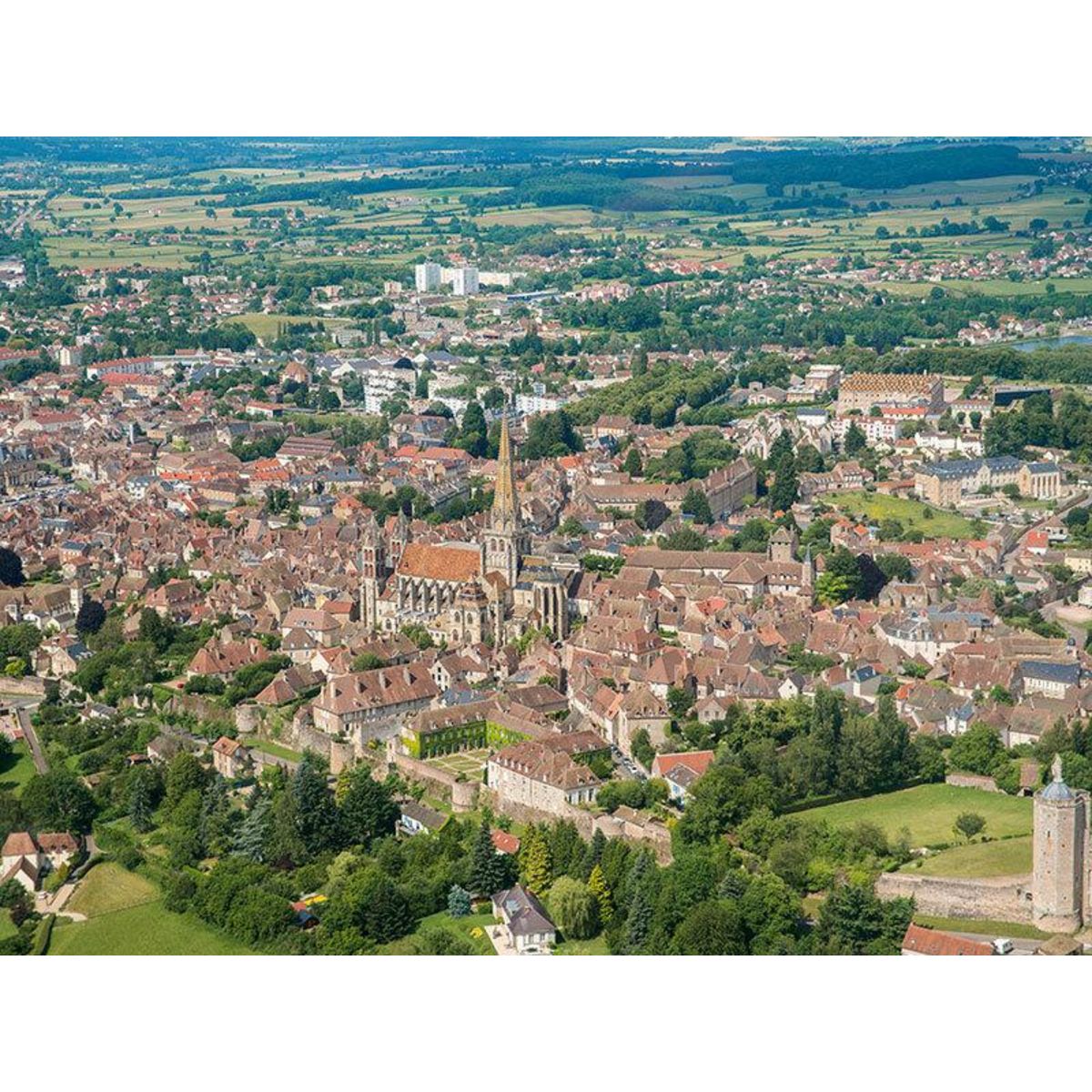 Smartbox Vol en montgolfière au-dessus de la Bourgogne - Coffret Cadeau Sport & Aventure