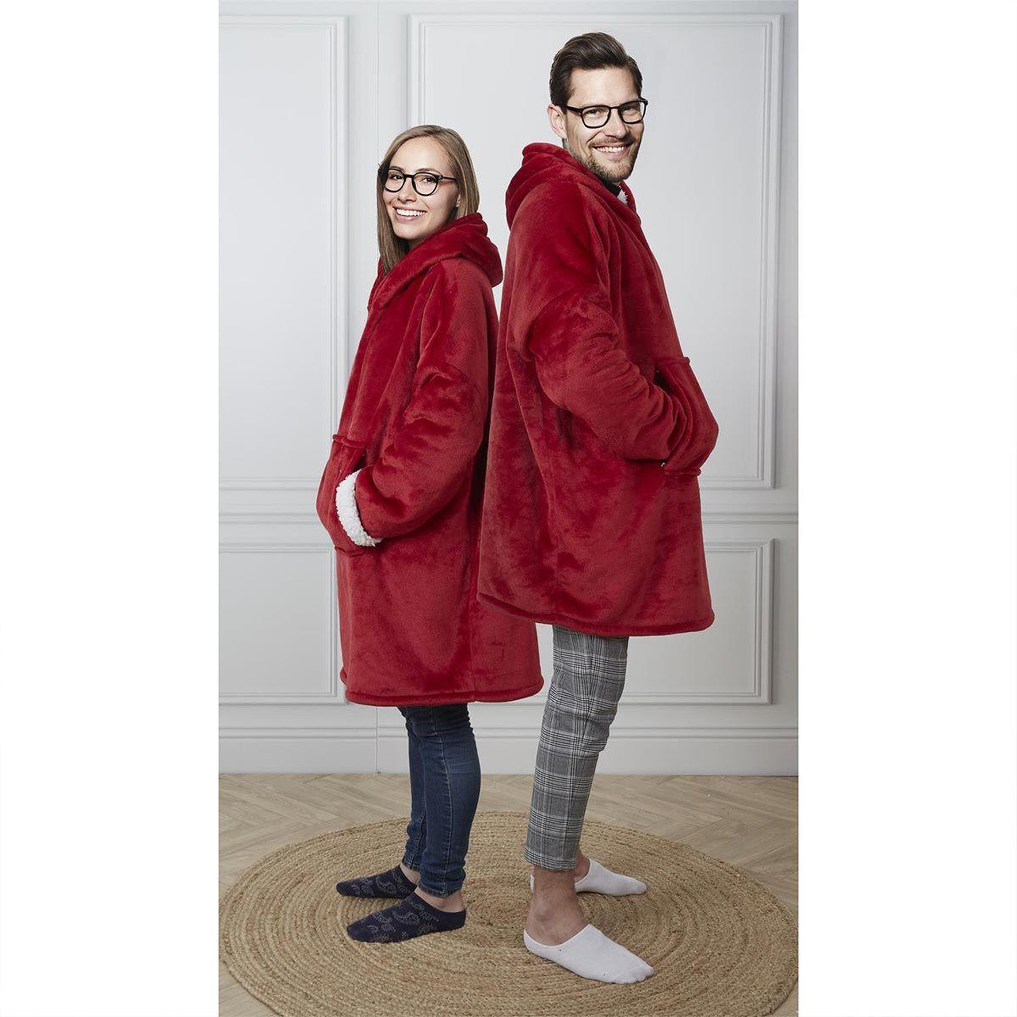 Voir la diapositive 5 : The Home Deco Factory Sweat à capuche  sherpa  85x118cm rouge
