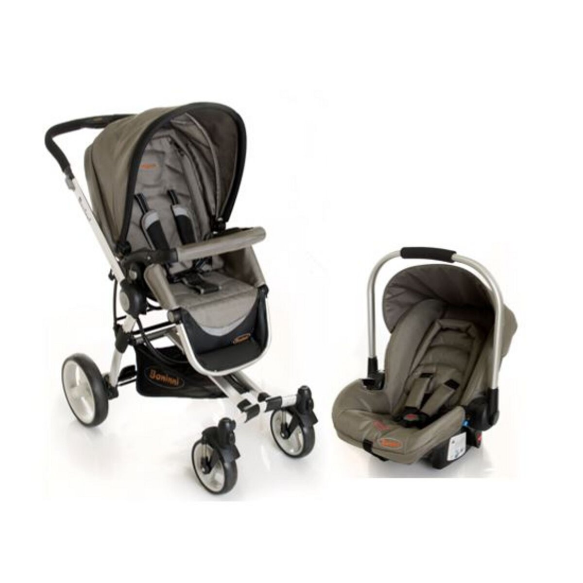 Poussette quinny moodd discount trio pas cher