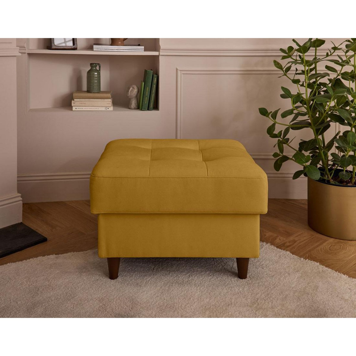 LISA DESIGN Anna - pouf en velours - pieds en bois