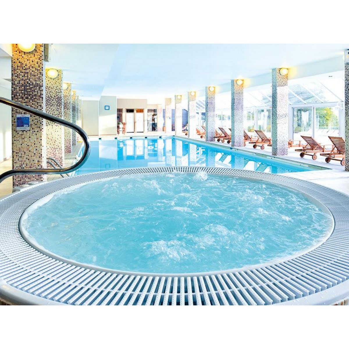 Smartbox Séjour avec parenthèse bien-être en hôtel 4* - Coffret Cadeau Séjour