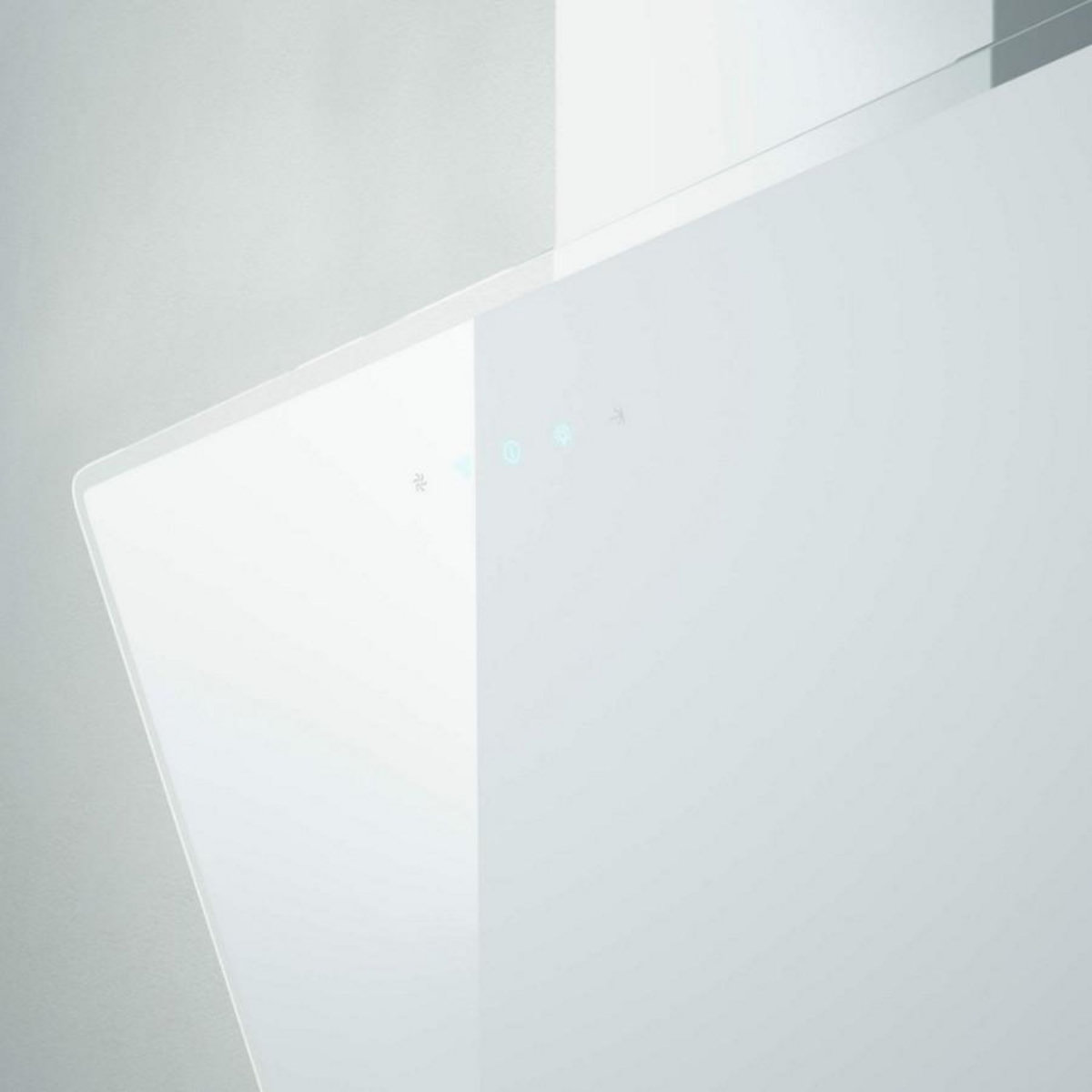 ELICA Hotte décorative inclinée 60cm 495m3/h blanc - PRF0119823A