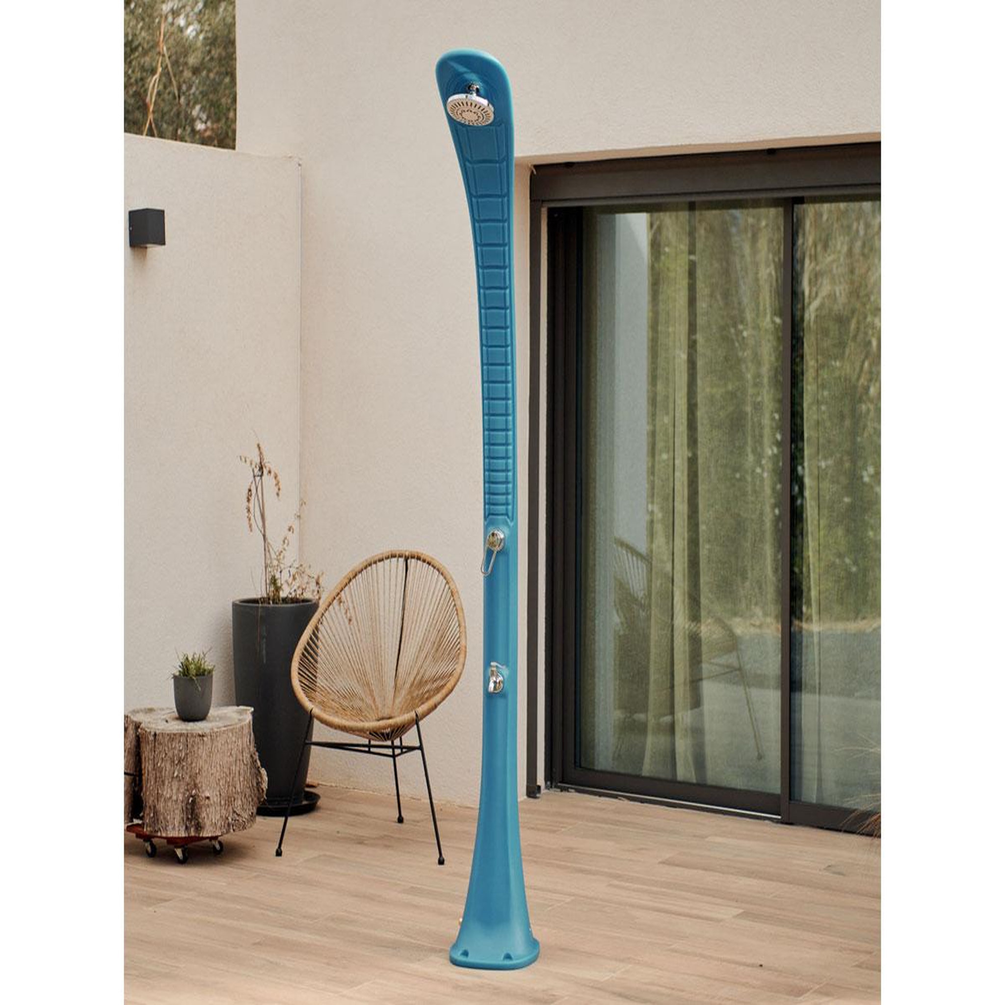 Voir la diapositive 4 : Formidra Douche solaire 32 L Cobra Bleue - Formidra