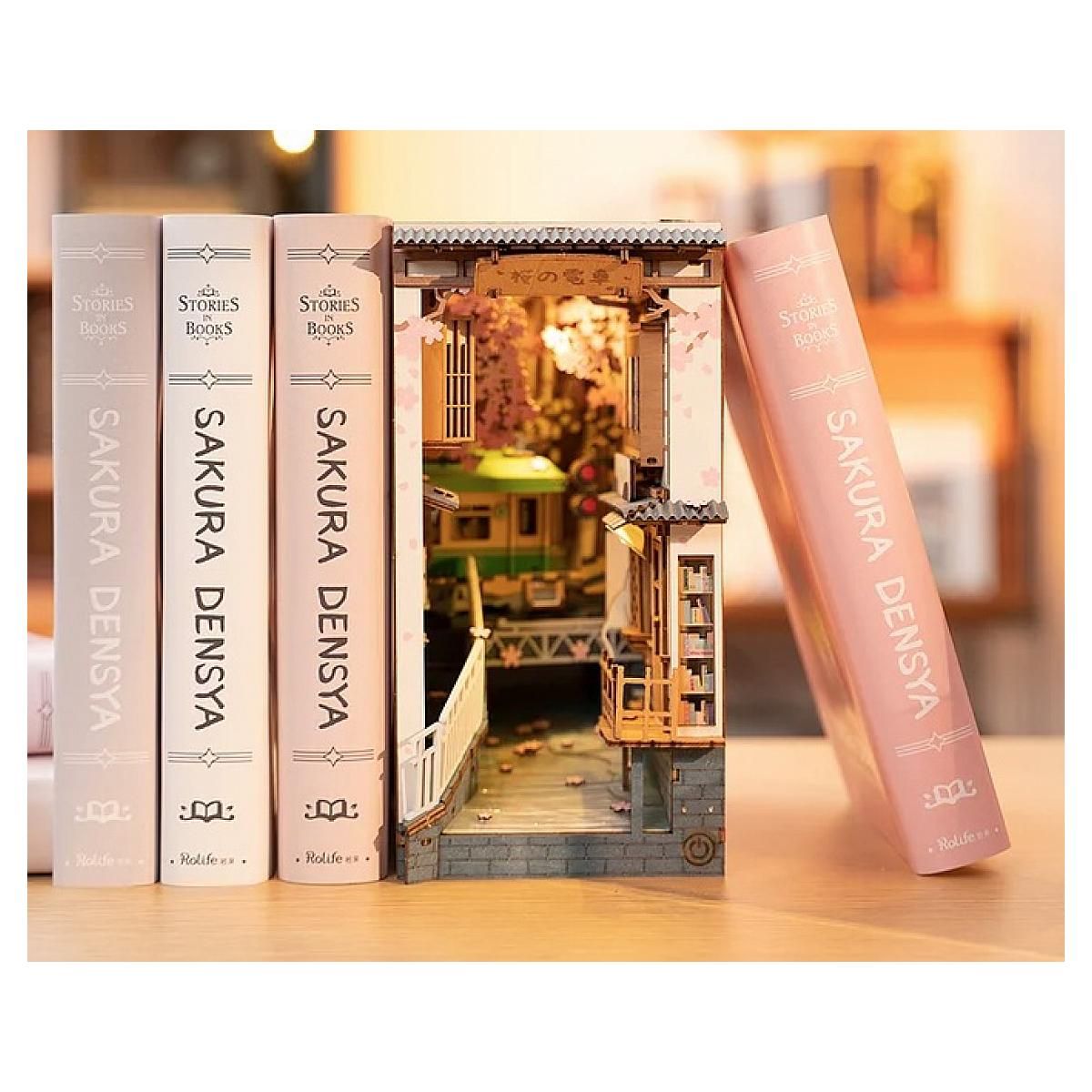 ROBOTIME Serre Livre en Bois Sakura Densya - Décor Japonais Élégant