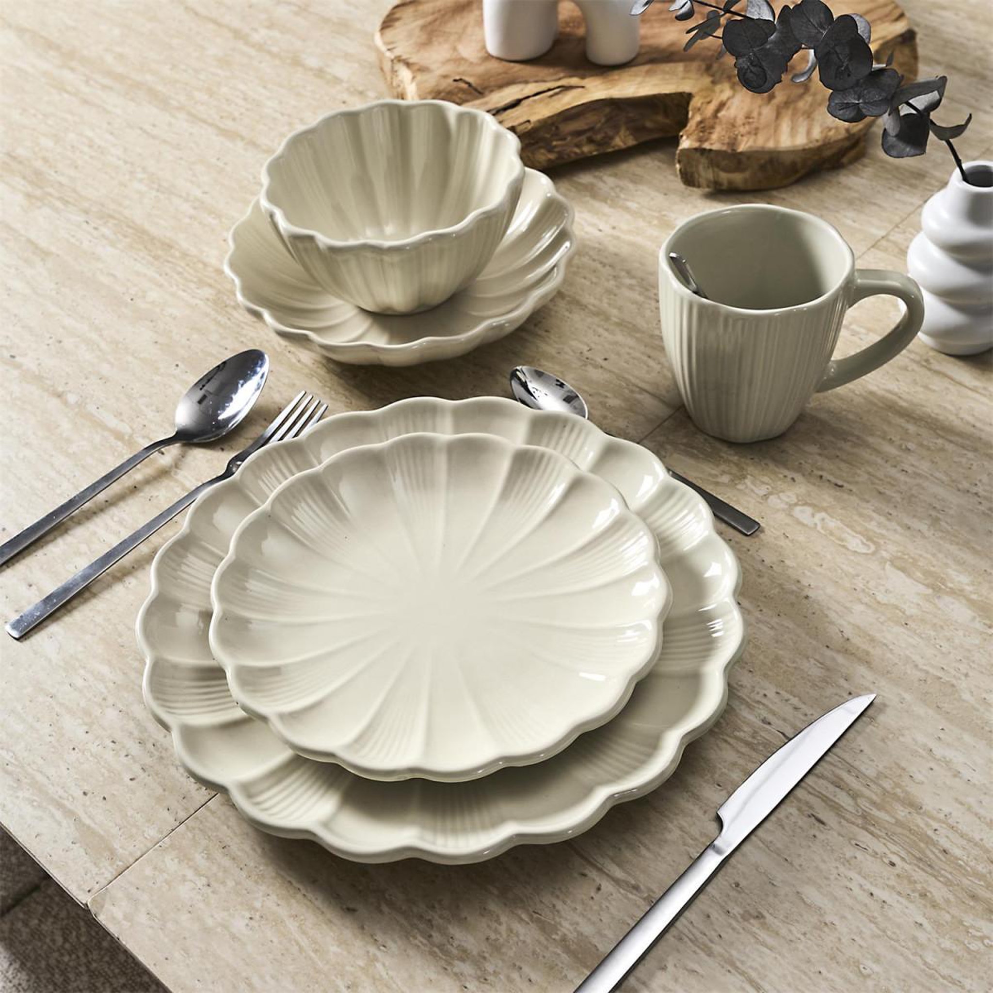 Voir la diapositive 4 : The Home Deco Factory Lot de 6 assiettes à dessert  calista  19cm écru