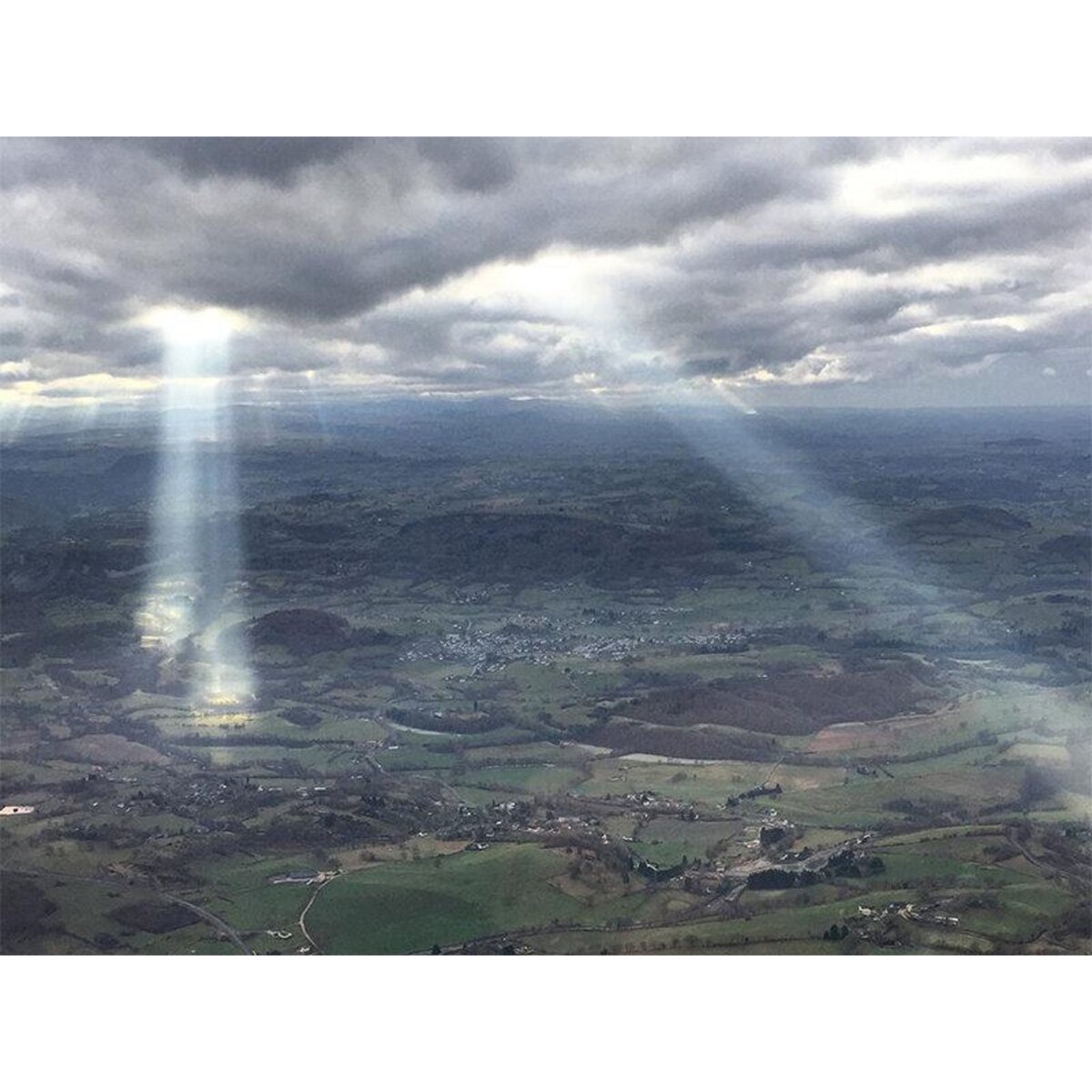 Smartbox Baptême de l'air en ULM d'1h10 en Corrèze - Coffret Cadeau Sport & Aventure
