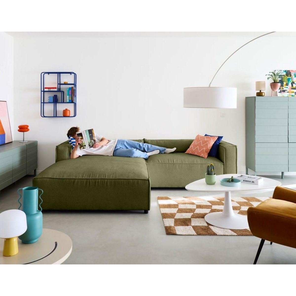 LISA DESIGN Ela - canapé d'angle gauche 4 places - en tissu velours relief