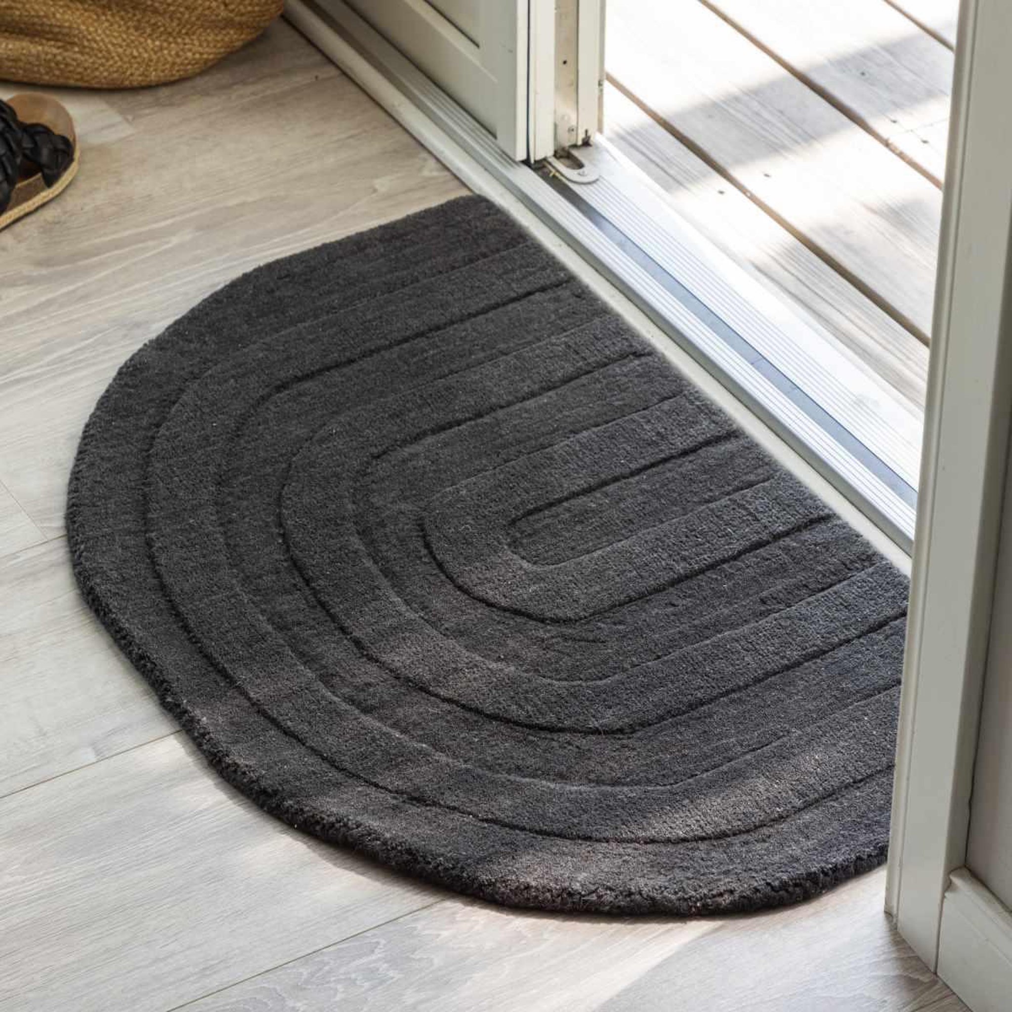 Voir la diapositive 3 : Paris Prix Tapis demi-rond  nora  50x80cm gris
