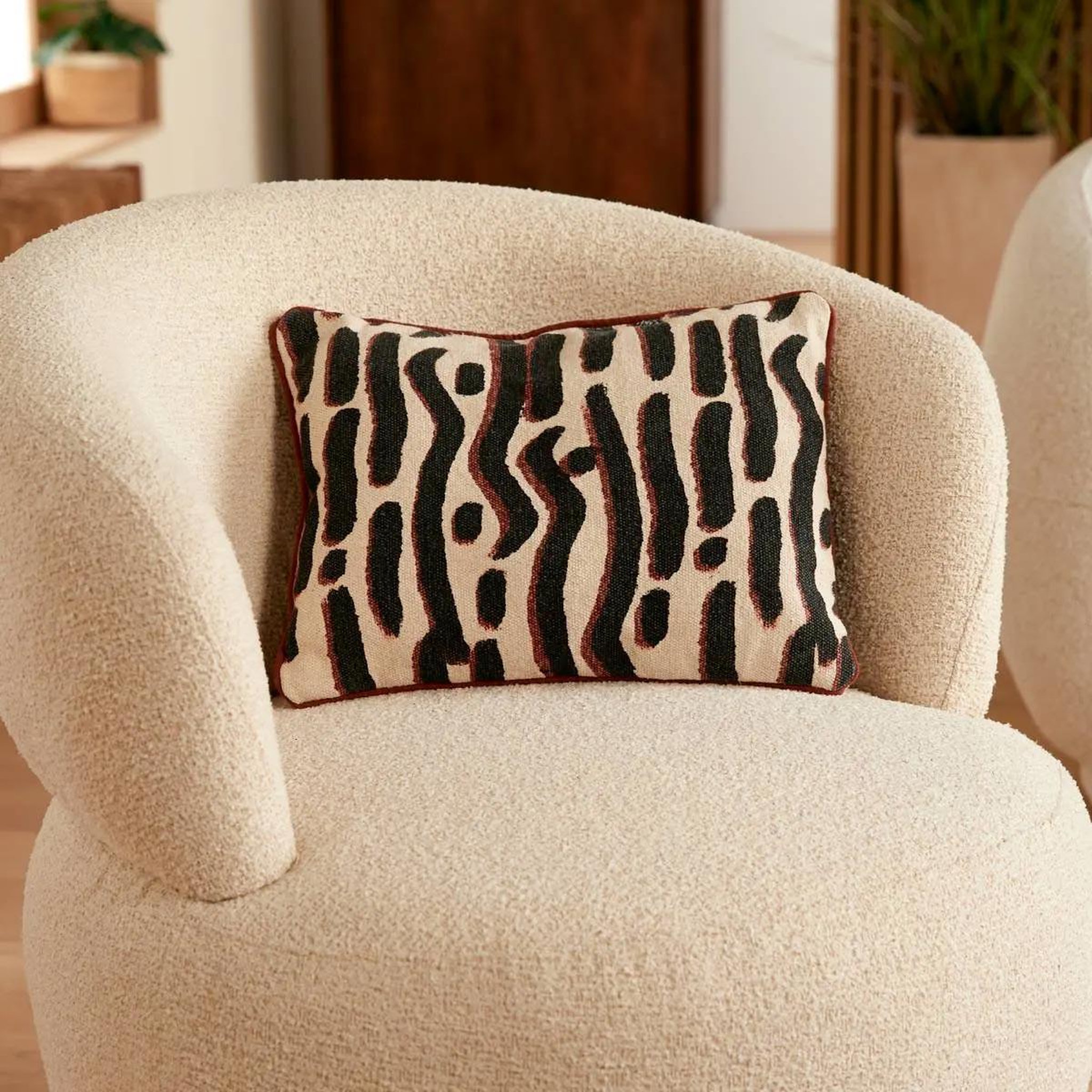 Voir la diapositive 4 : ATMOSPHERA Coussin déco à motifs  wonja  30x40cm noir