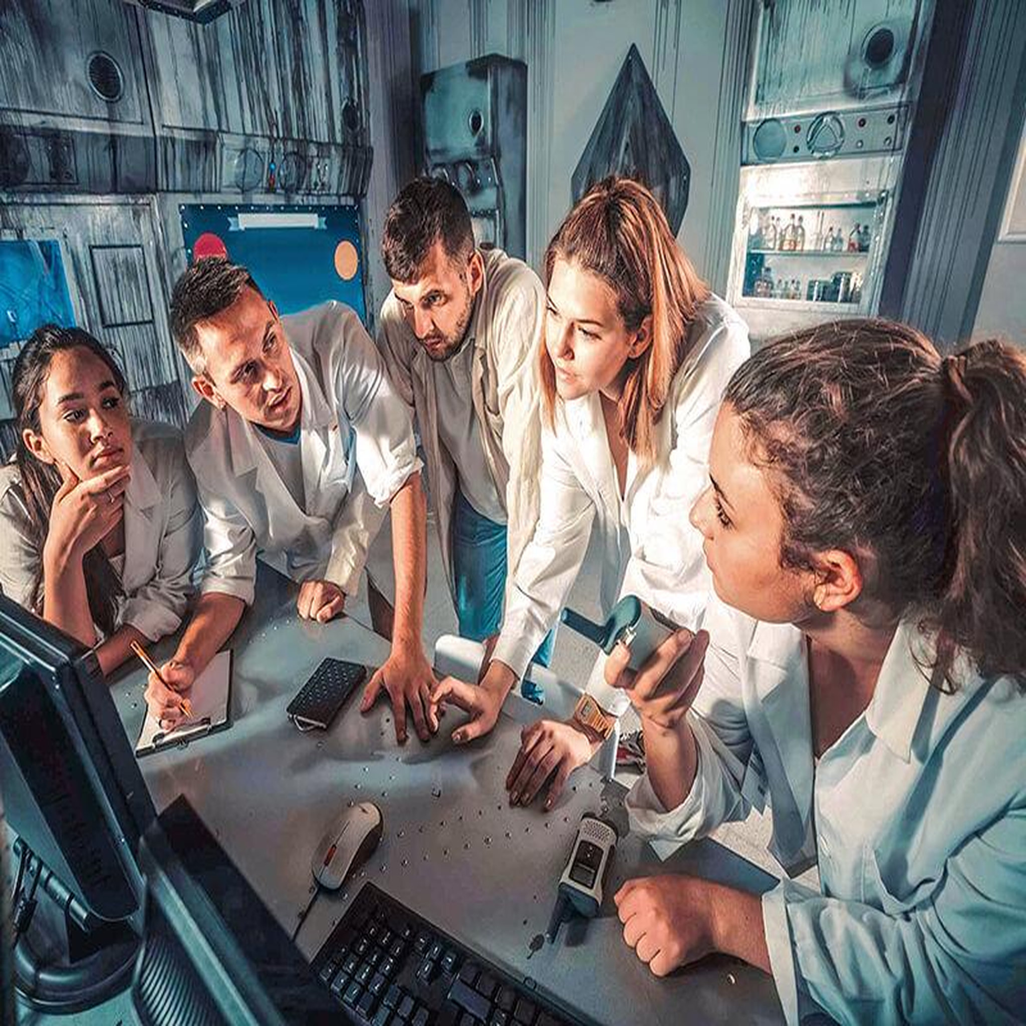 Voir la diapositive 2 : Smartbox Escape game entre amis - coffret cadeau multi-thèmes